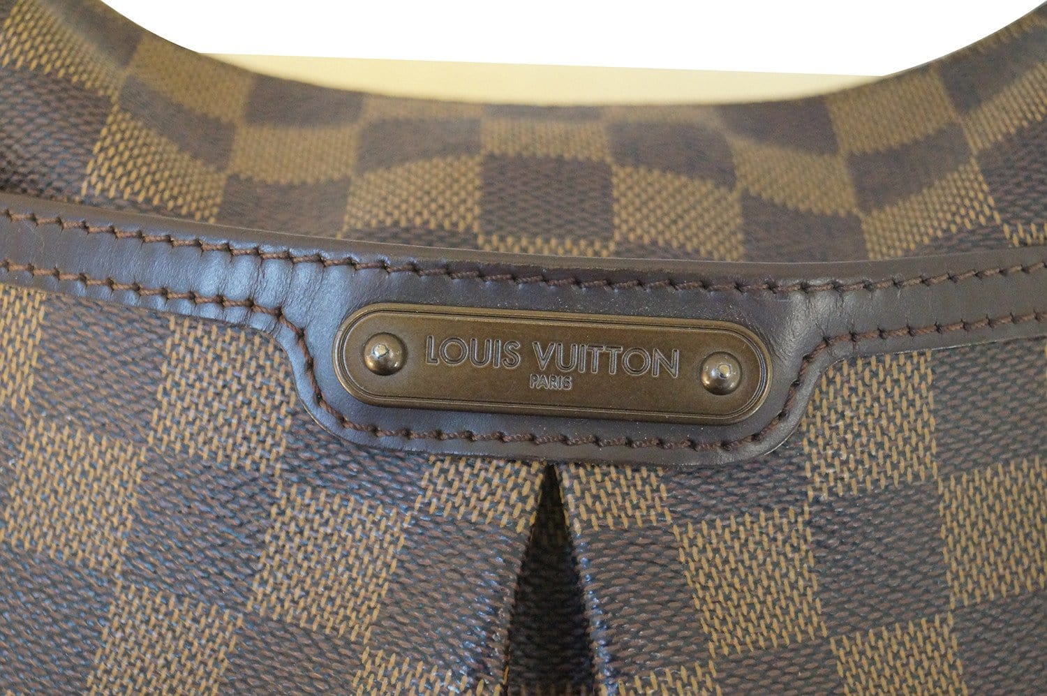 Louis Vuitton Bloomsbury - Luxe Du Jour