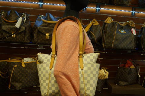 LOUIS VUITTON Totally PM Damier Azur White  Tote Bag