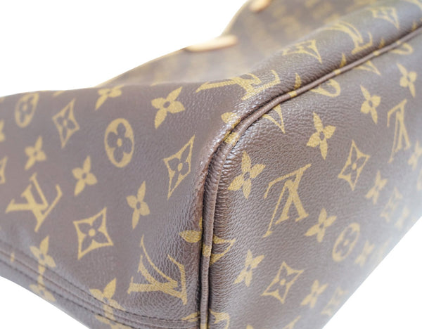 LOUIS VUITTON Monogram Canvas Neverfull MM Brown Tote Bag