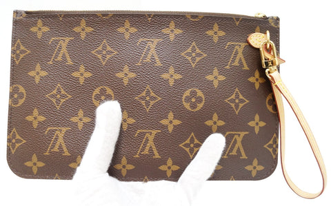 LOUIS VUITTON Monogram Canvas Pochette Wristlet Pouch Neverfull MM