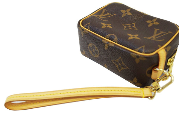 LOUIS VUITTON Monogram Trousse Wapiti Mini Pouch