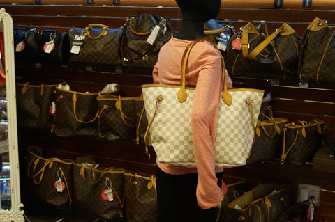 LOUIS VUITTON Neverfull MM Damier Azur White  Tote Bag