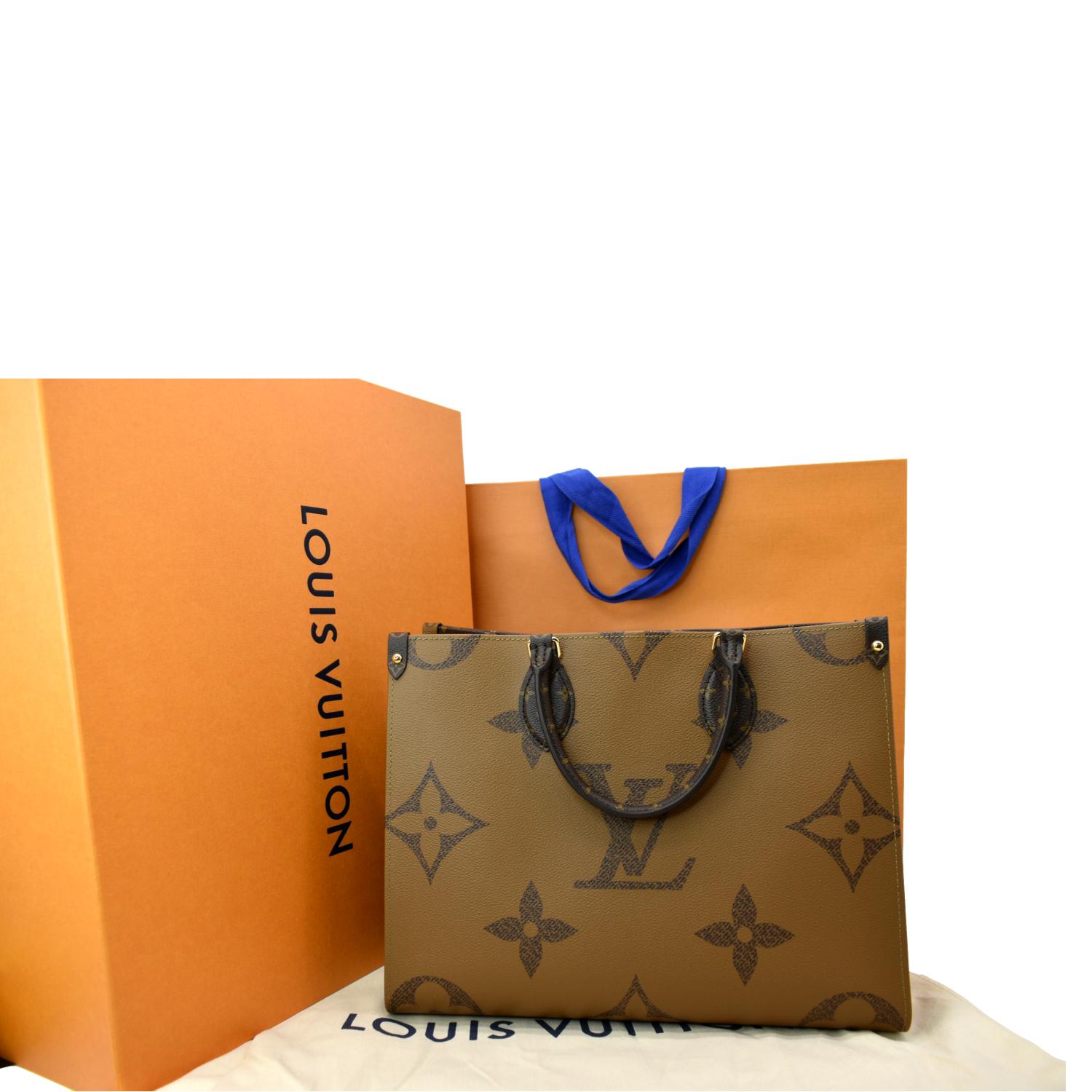 Louis Vuitton Giant Monogram Canvas Onthego MM Tote, Louis Vuitton Handbags