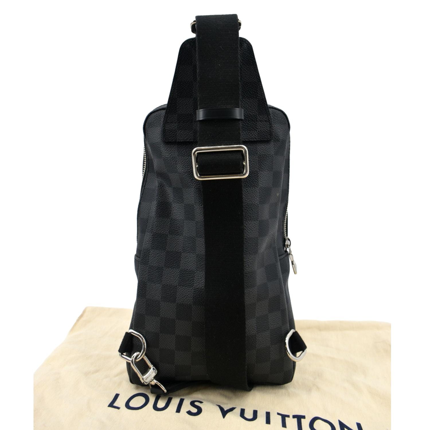 Avenue sling leather bag Louis Vuitton Black in Leather - 35903763