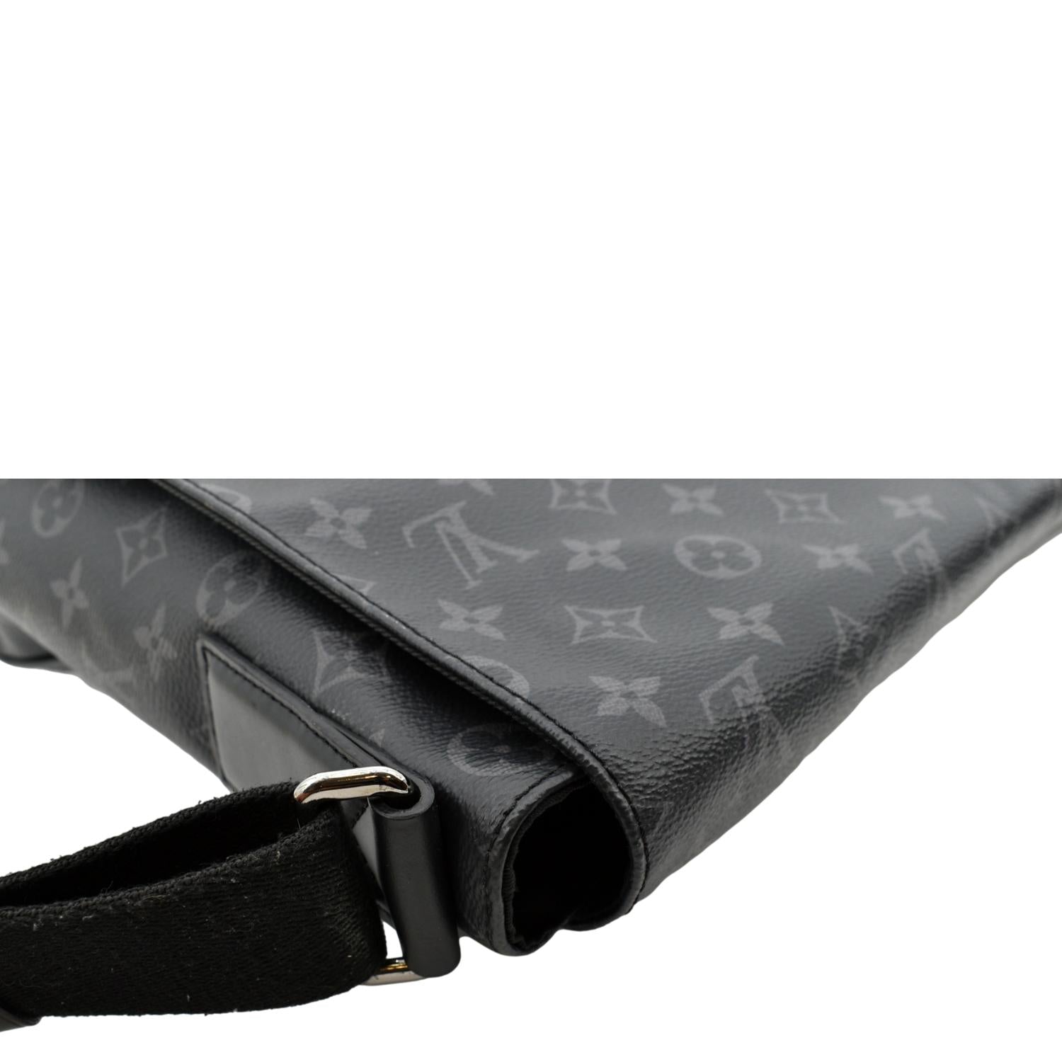 Louis Vuitton - District PM Messenger Bag - Monogram Canvas - Eclipse - Men - Luxury