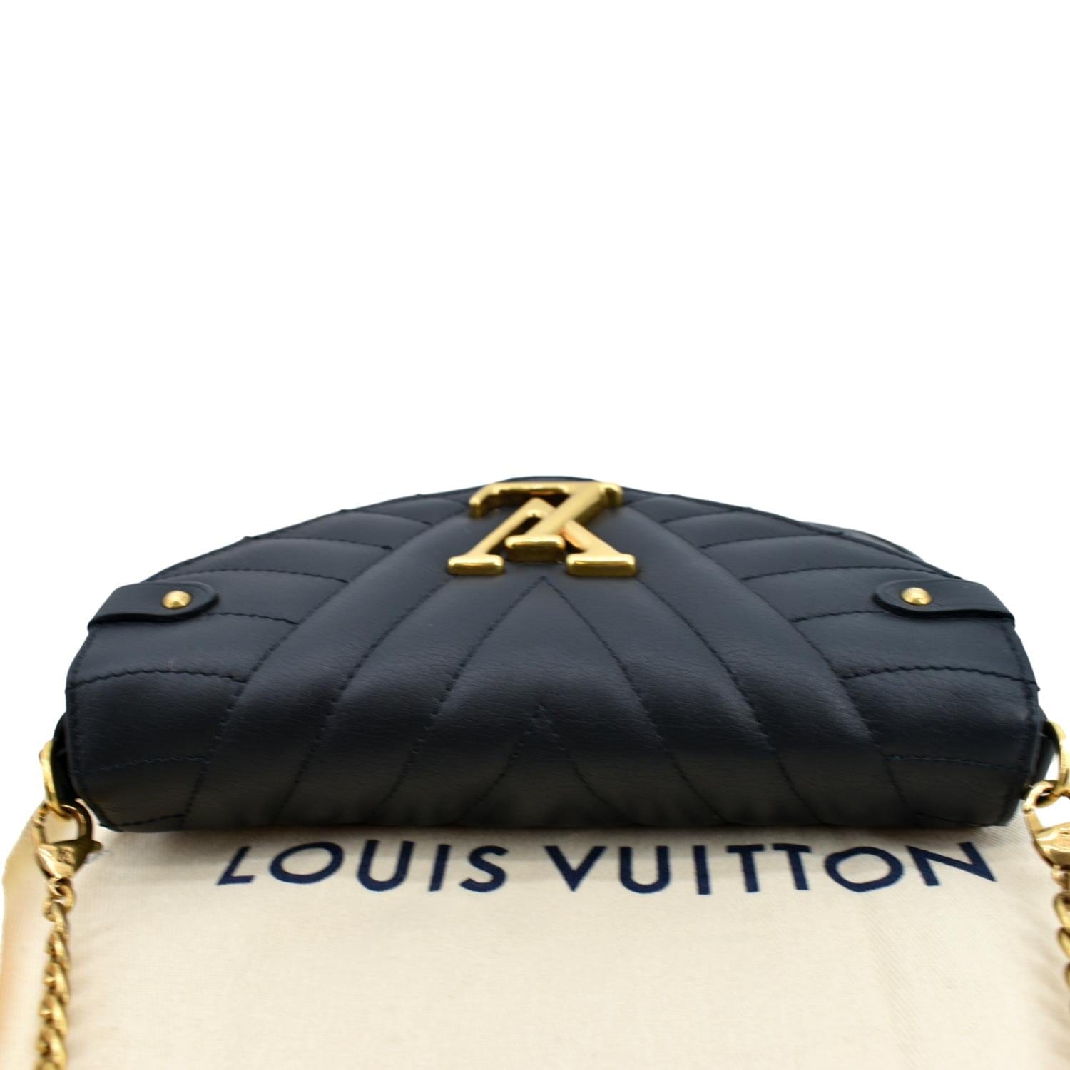 Louis Vuitton - New Wave Heart Bag- 100% Authentic - Light use for