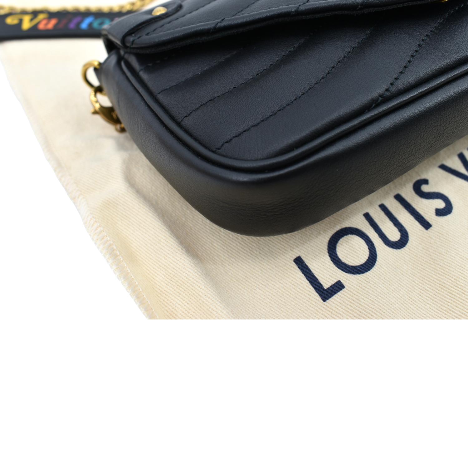 New wave leather crossbody bag Louis Vuitton Black in Leather - 20789537