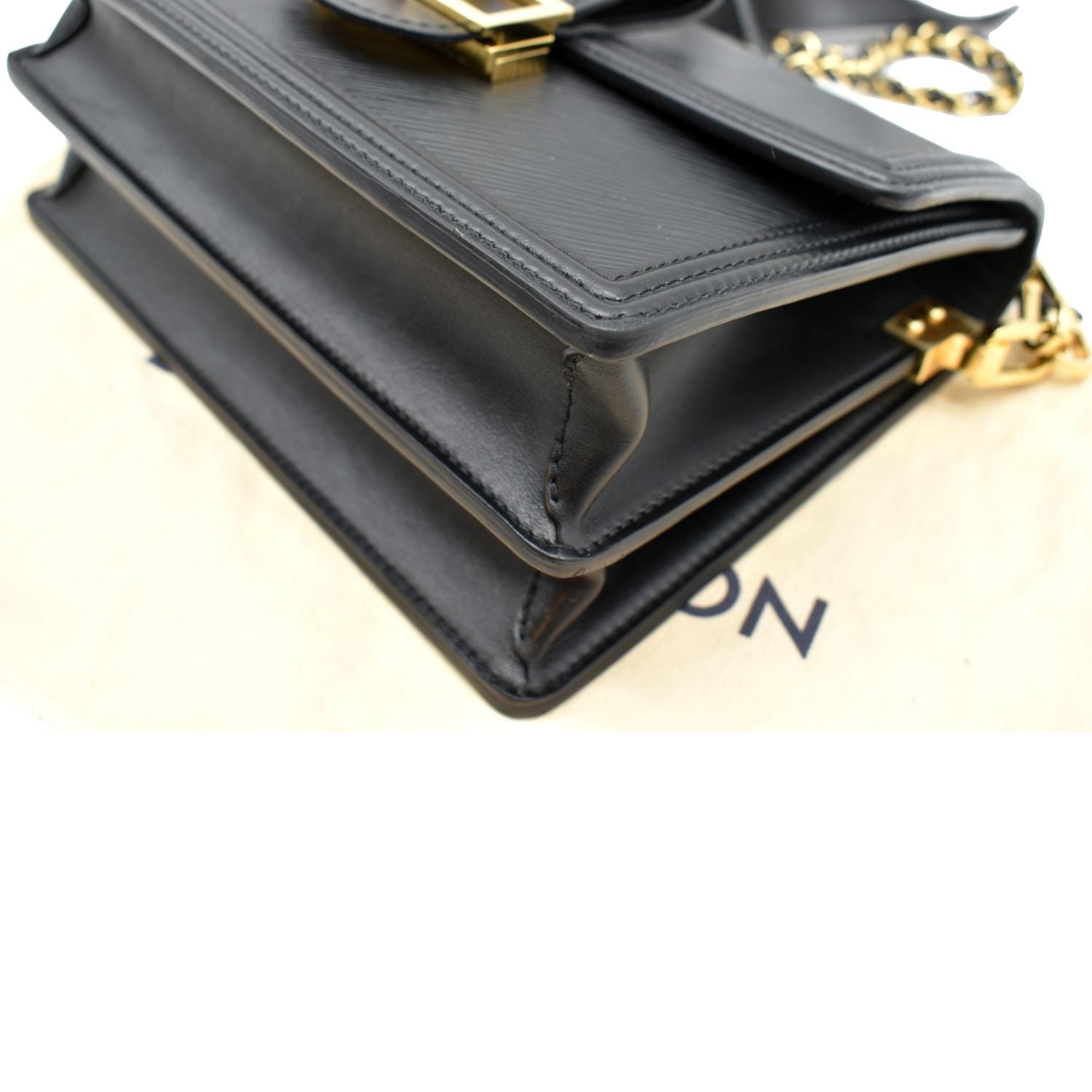 Brand New Louis Vuitton Dauphine MM Epi Leather Black Handbag Gold
