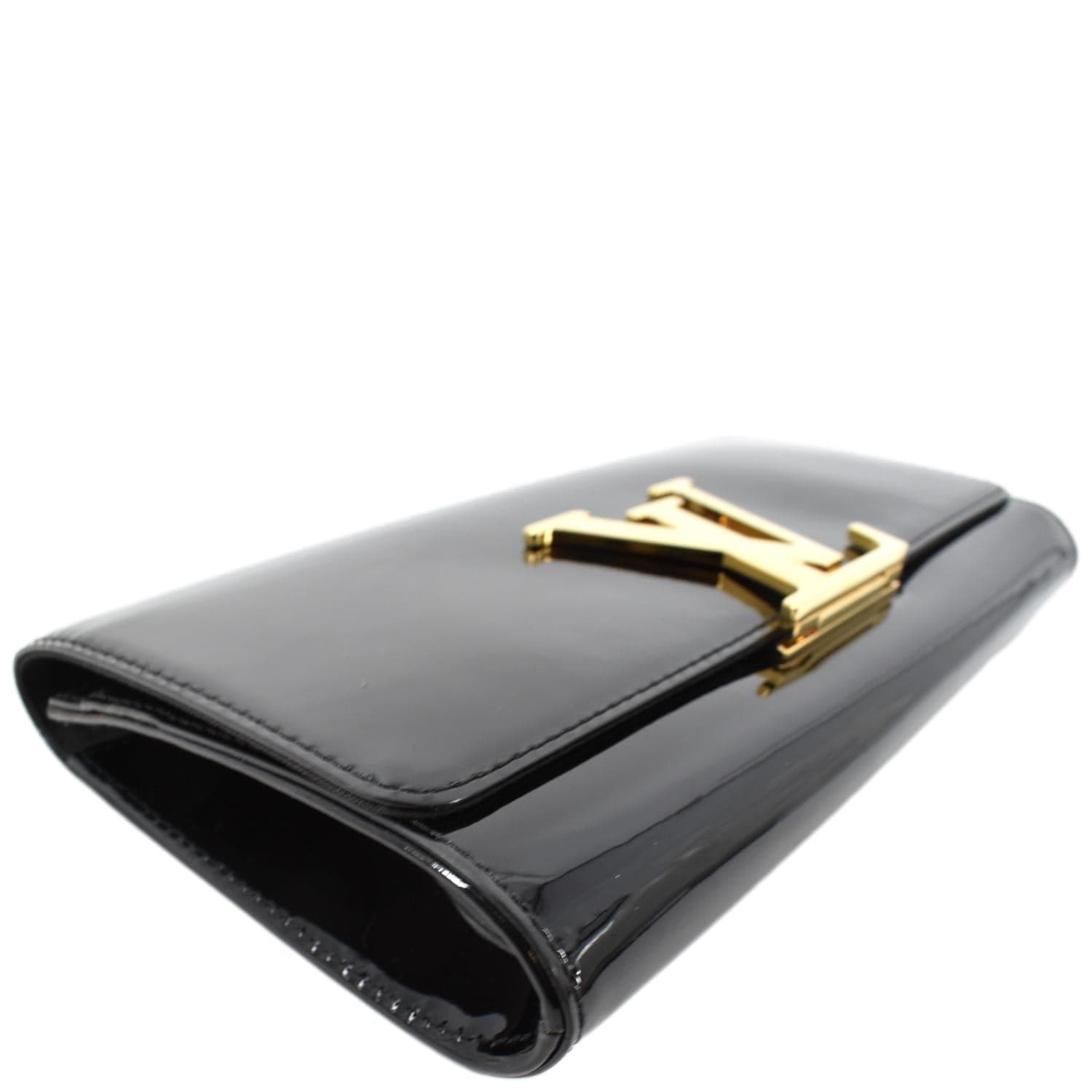 Patent leather clutch bag Louis Vuitton Gold in Patent leather