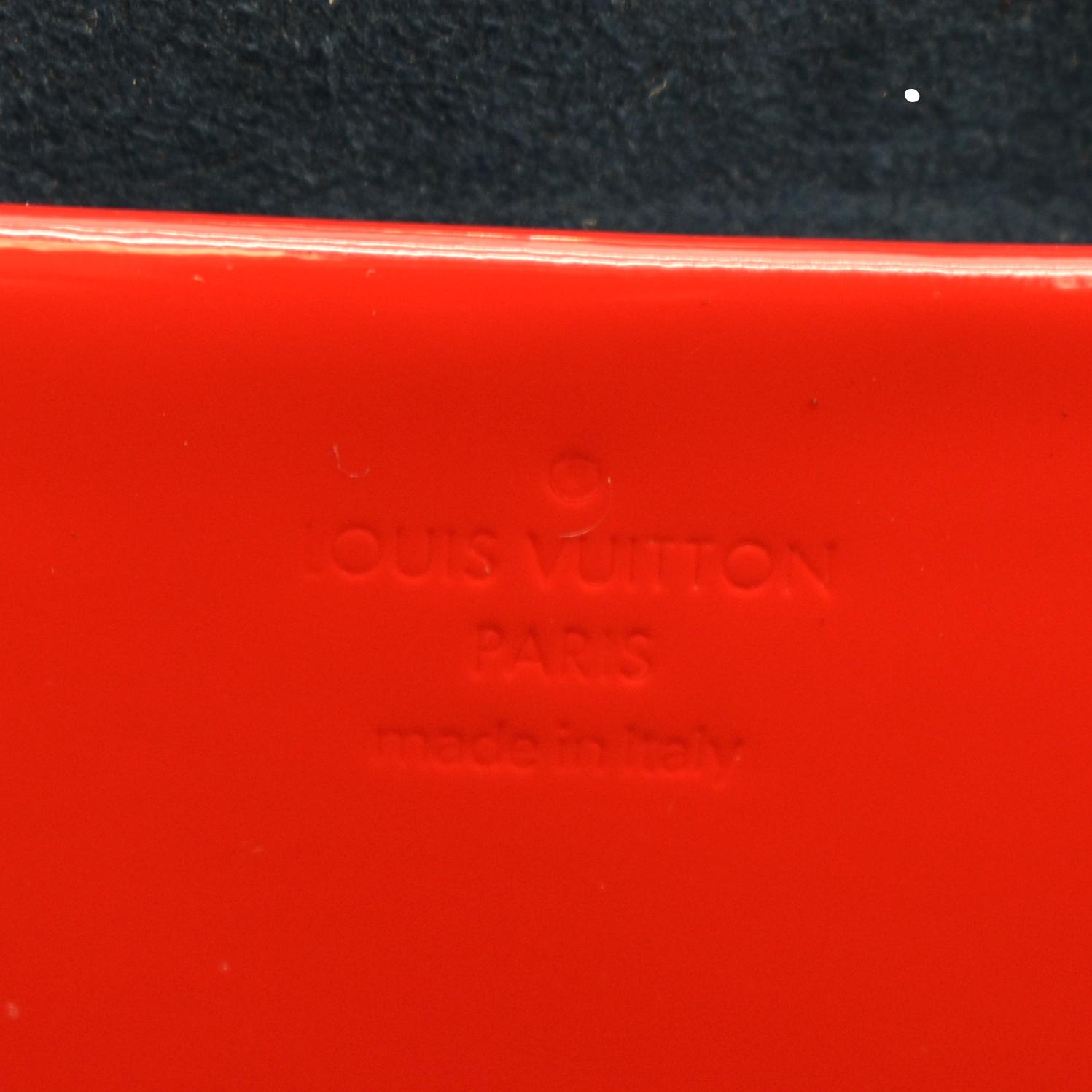 Louis Vuitton M90445 LV Wynwood Chain bag in Embossed Monogram