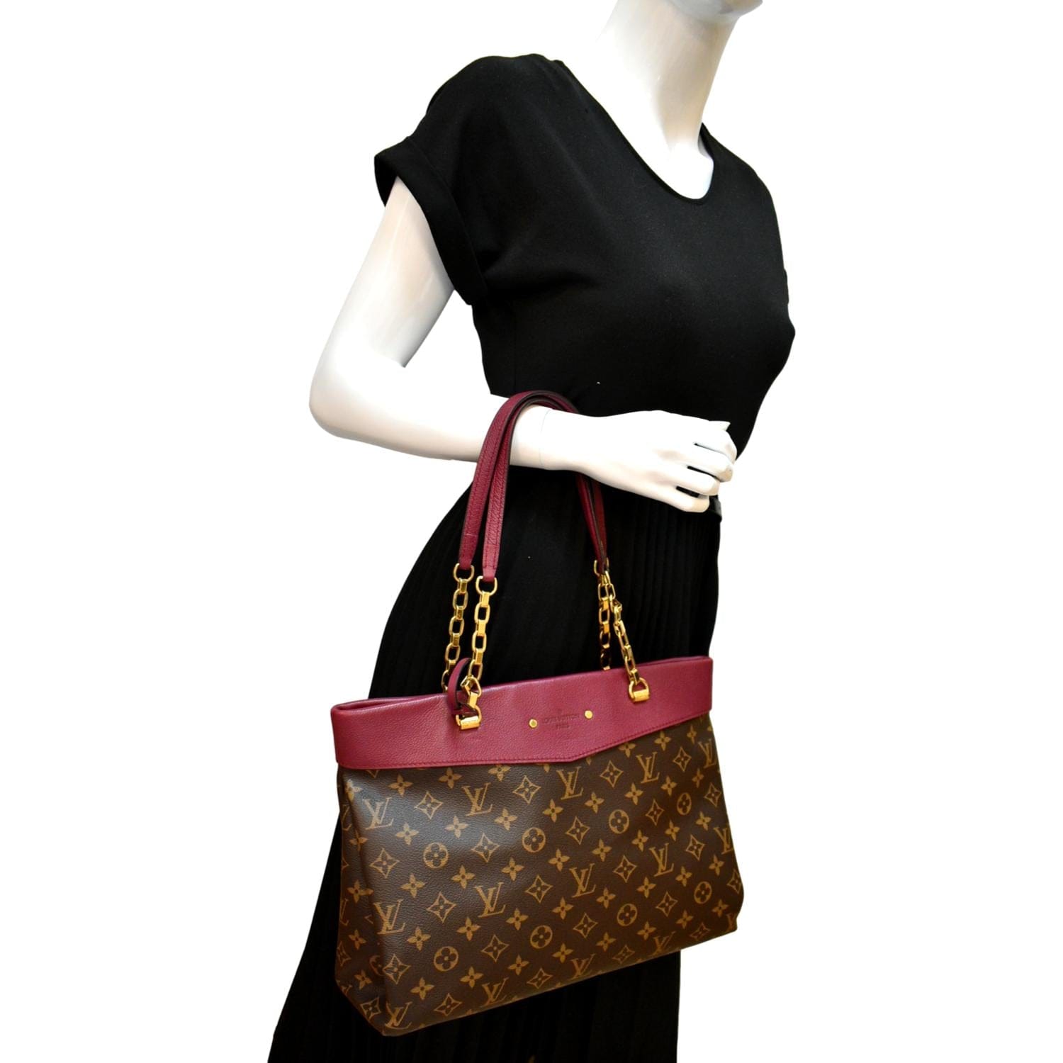 Louis Vuitton Pallas Chain Shoulder Bag Brown ref.971523 - Joli Closet