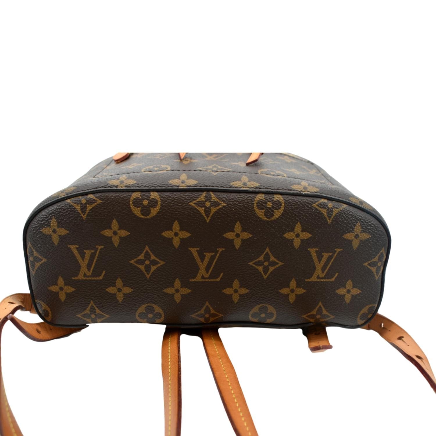 Louis Vuitton AUTHENTIC ❤️ Montsouris MM Backpack monogram Canvas - $971 -  From Uta