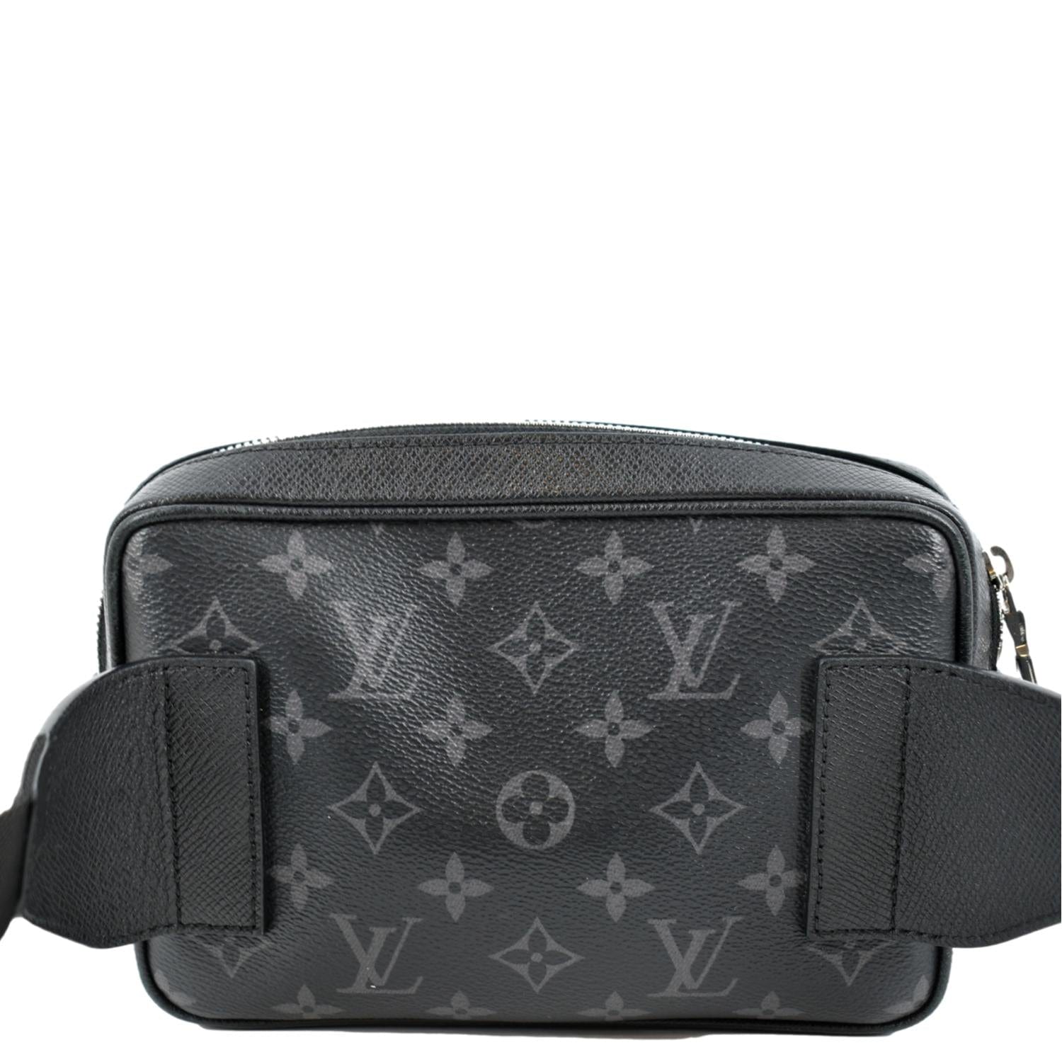 Pre-Owned Louis Vuitton shoulder bag outdoor PM M30233 leather