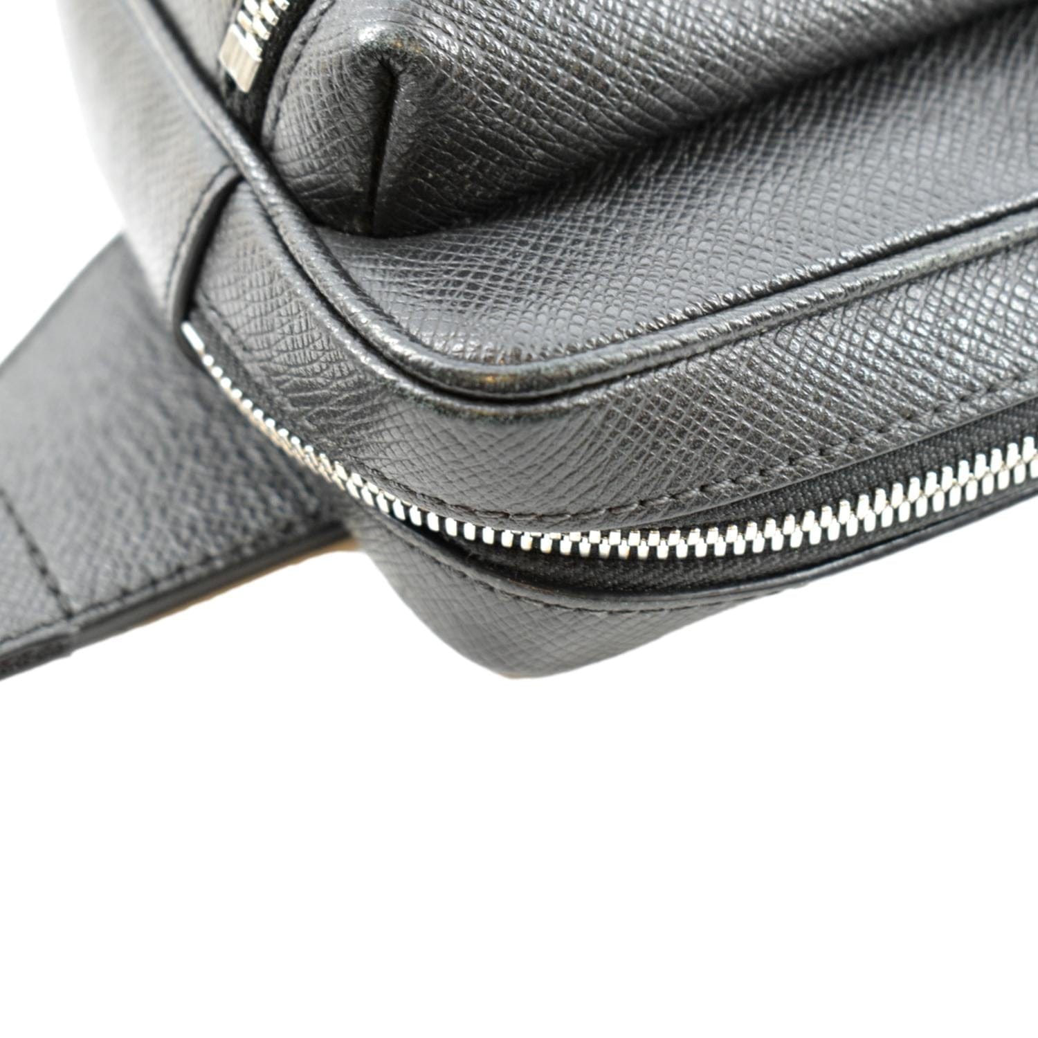 Louis Vuitton - Outdoor Messenger Bag - Monogram Eclipse - Pre