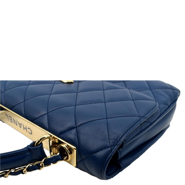 Chanel Trendy Cc Flap Tweed Handbag In Blue