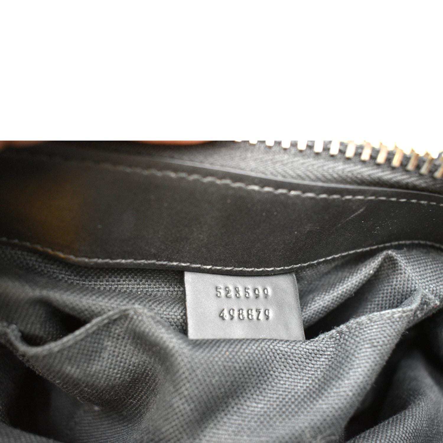 Gucci GG Black small messenger Bag 523599  Gucci messenger bags, Messenger  bag men, Small messenger bag