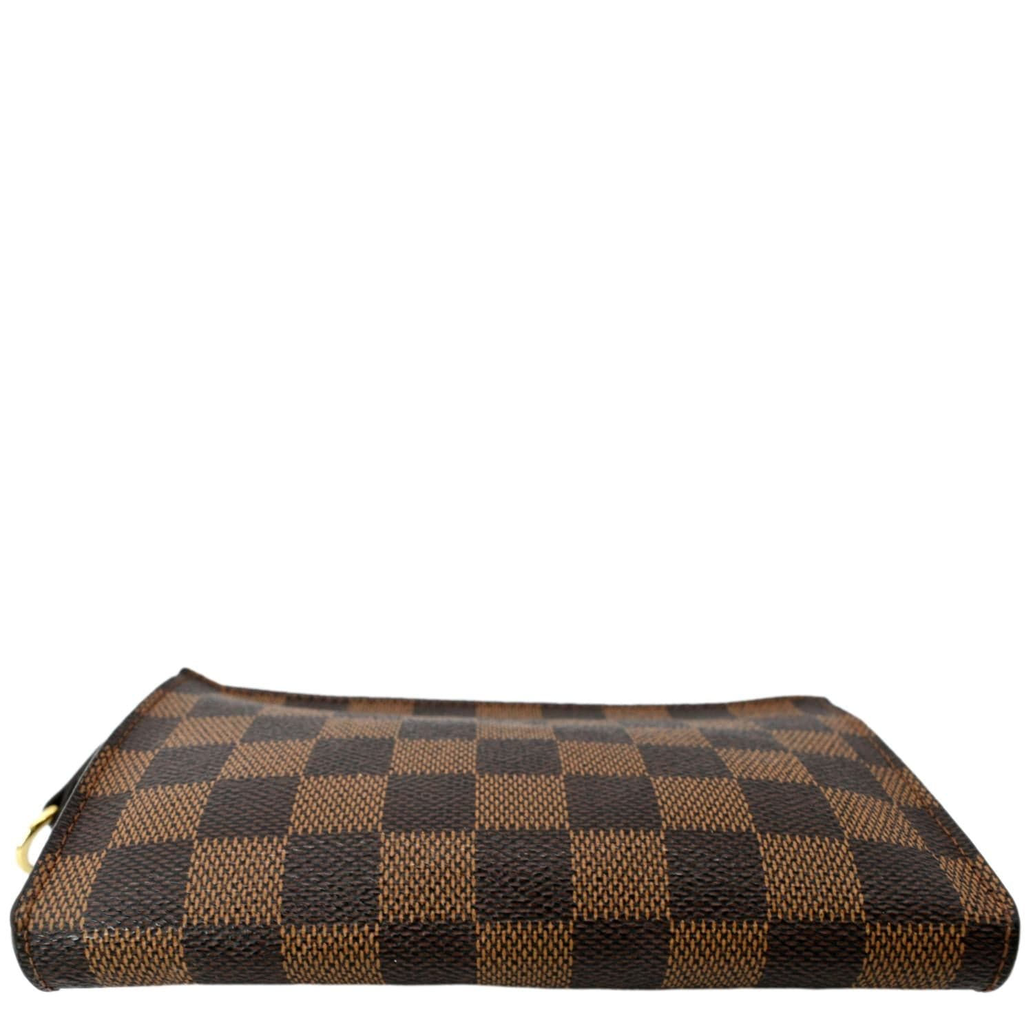 Louis Vuitton Vintage - Taiga Toiletry Pouch GM - Black - Taiga Leather and  Leather Pouch - Luxury High Quality - Avvenice