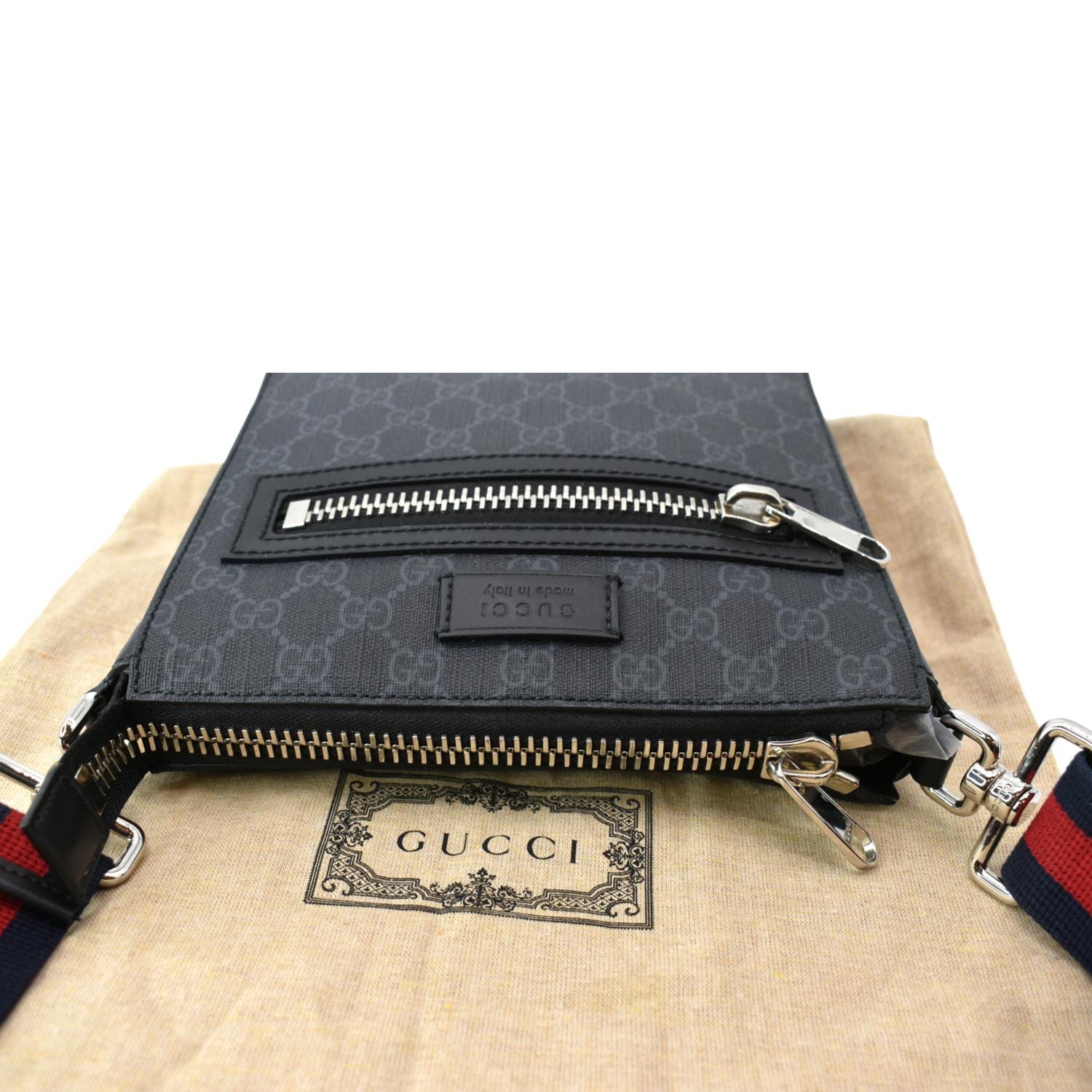 Gucci Messenger Bag Small Black GG Supreme Canvas Leather ref.648881 - Joli  Closet