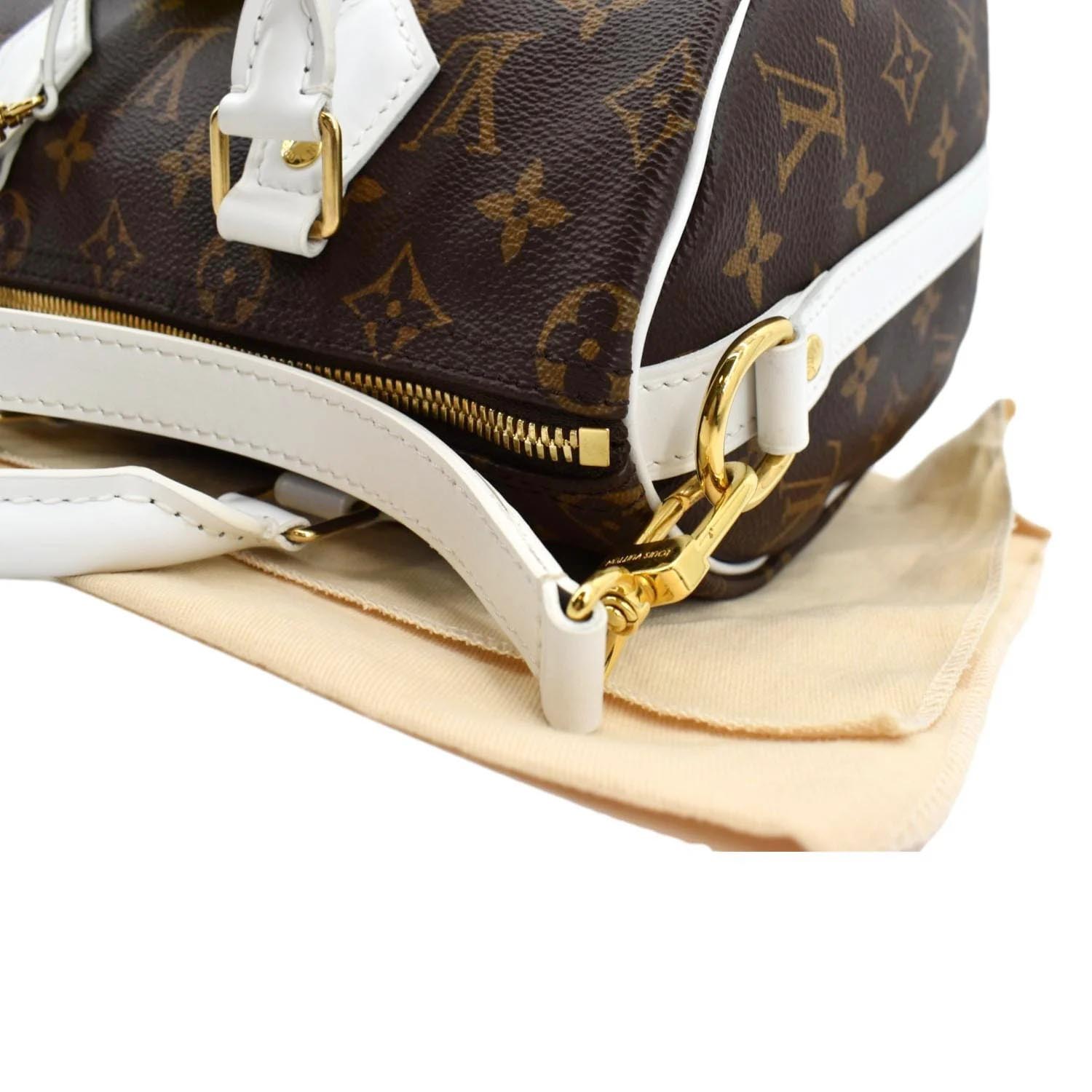 Authentic Louis Vuitton Speedy 25 in Monogram, Luxury, Bags