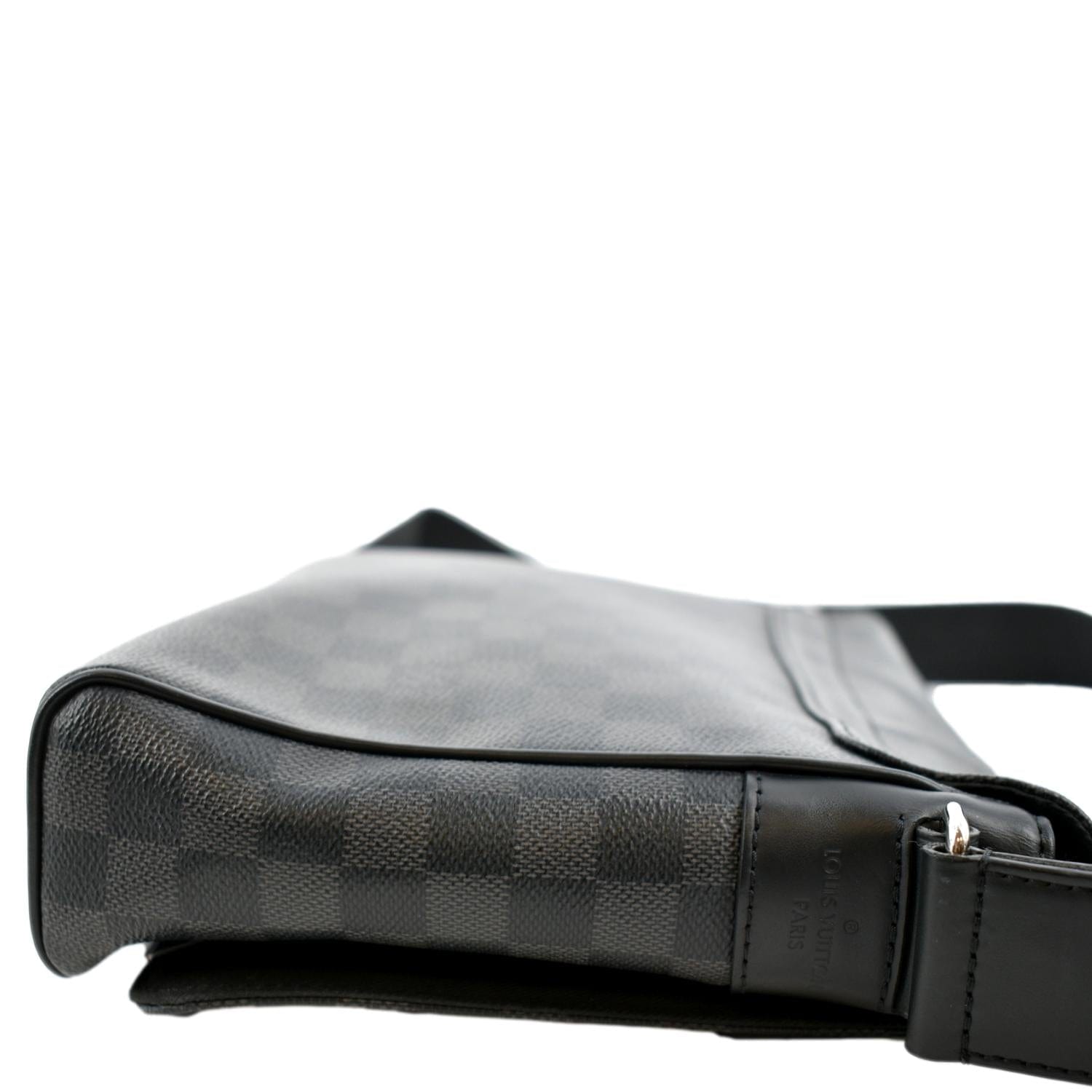 Louis Vuitton District PM Graphite Damier Messenger Bag - Luxury Shopping