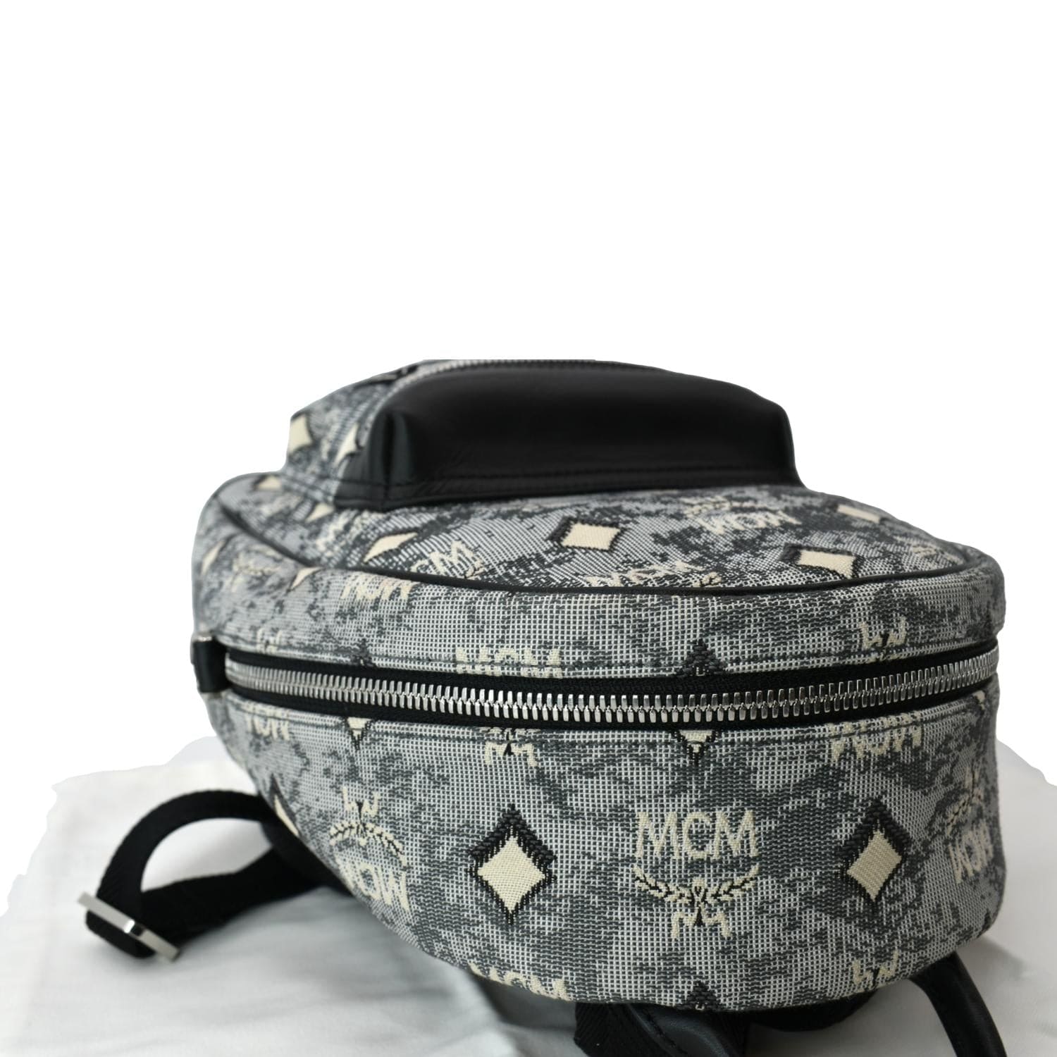 Preloved Sling Bag MCM made in Korea