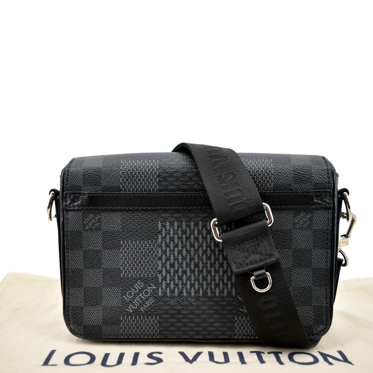 Shop Louis Vuitton DAMIER GRAPHITE Leather Crossbody Bag Logo