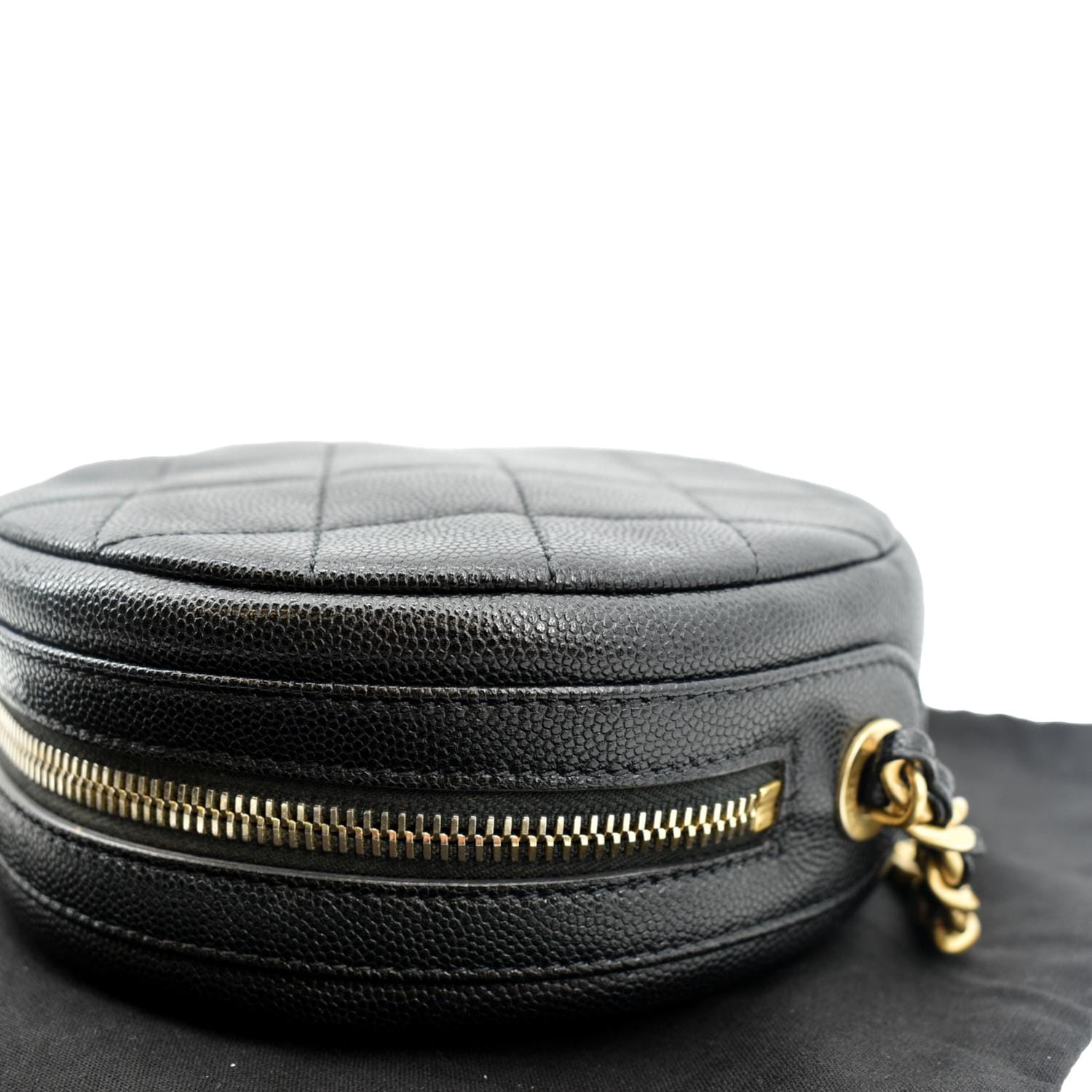 CHANEL Caviar Quilted Round Clutch With Chain White 332154  FASHIONPHILE