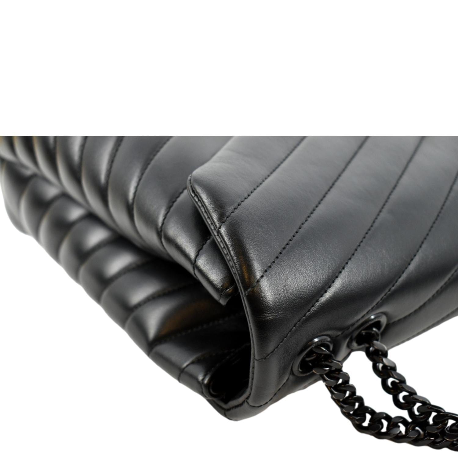 Loulou large chain bag in quilted “Y” Leather