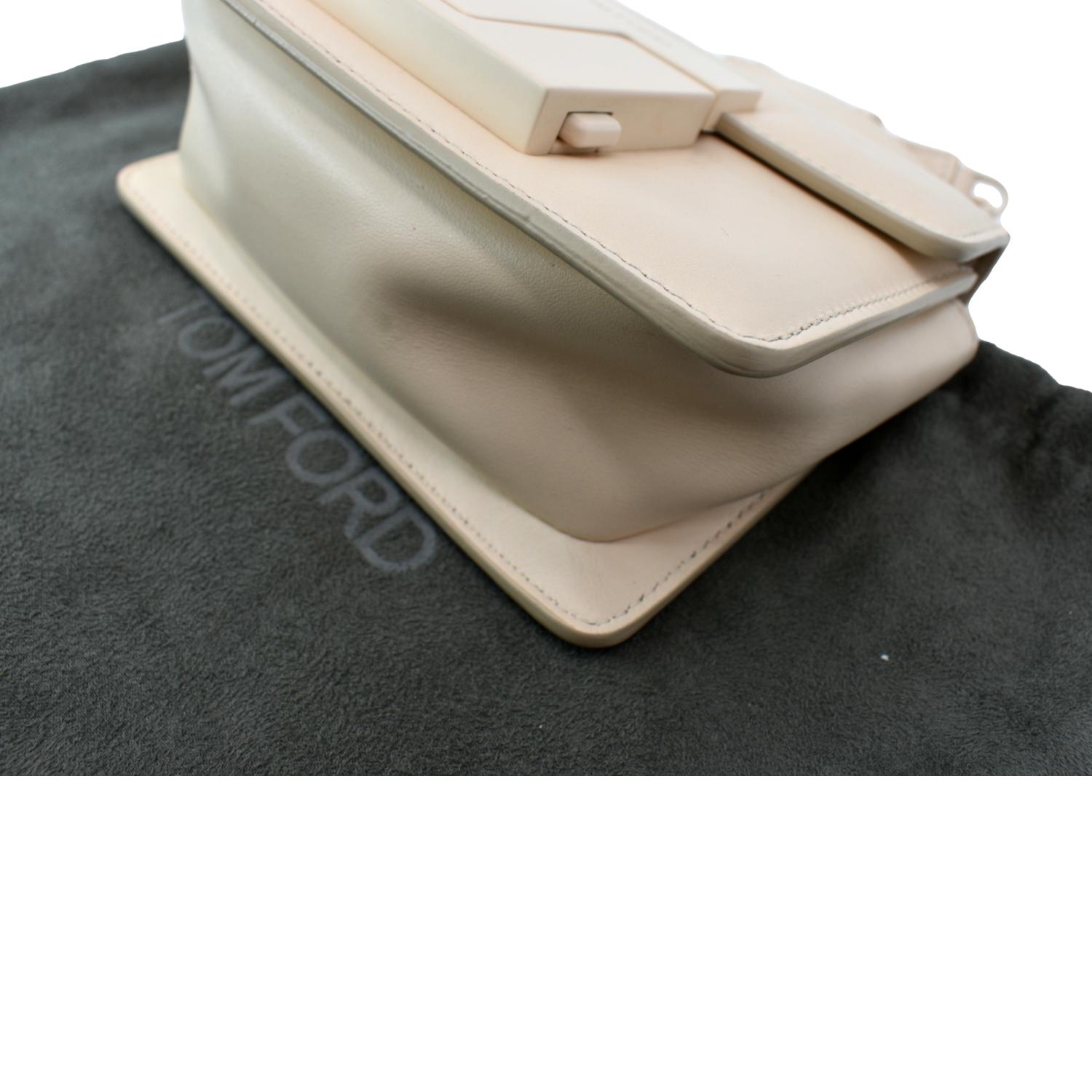 Tom Ford Beige Leather-trim mesh pouch  매치스패션, 모던 럭셔리 온라인 쇼핑