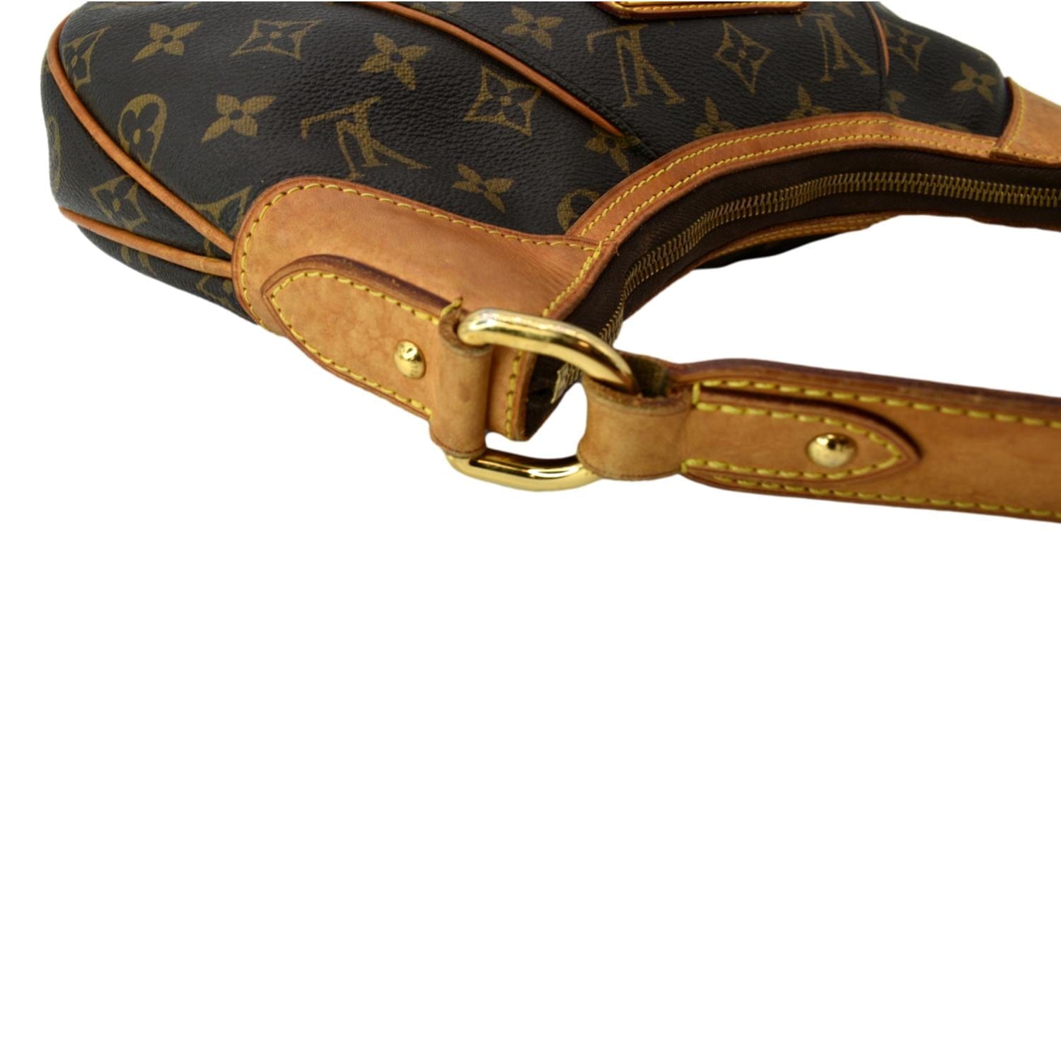 Thames cloth handbag Louis Vuitton Brown in Cloth - 31679211
