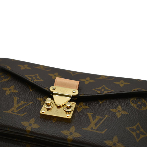 Louis Vuitton Metis East West Pochette Monogram Bag - Locker