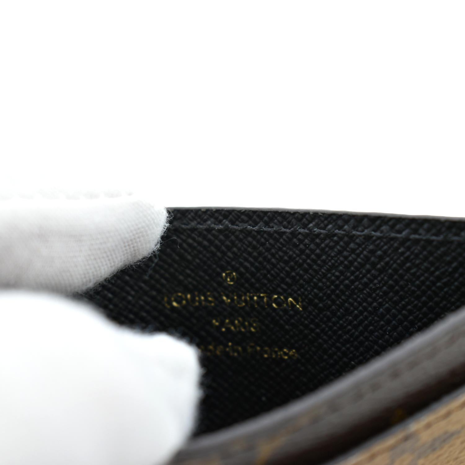 Louis Vuitton Card Holder (M69161) in 2023
