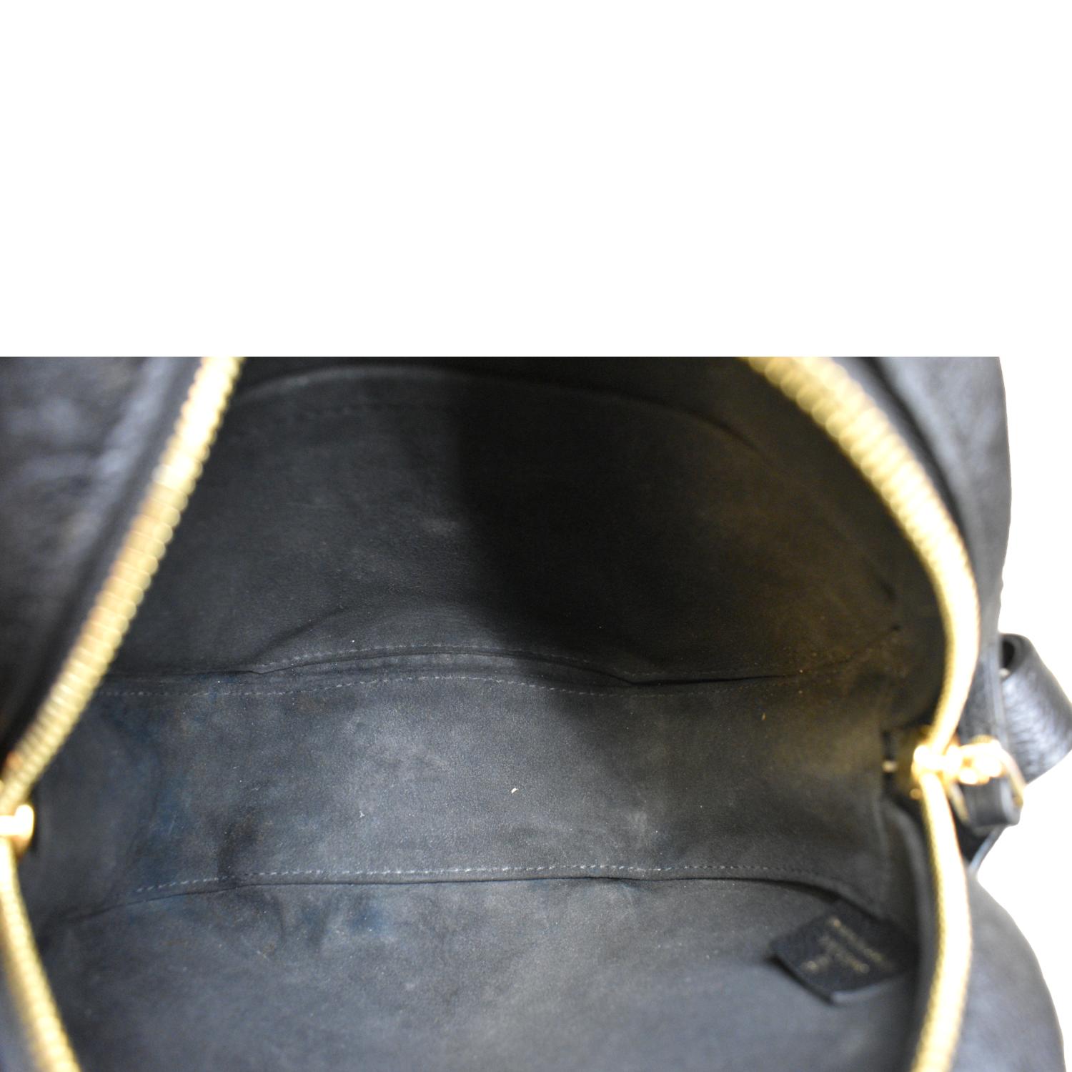 Louis Vuitton Bag Boîte à Chapeau Shoulder bag 389275