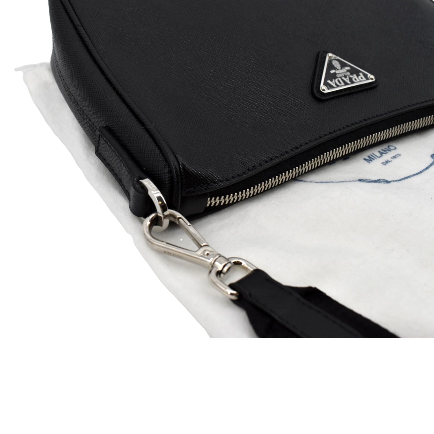 Re-Nylon logo-plaque messenger bag | Prada 