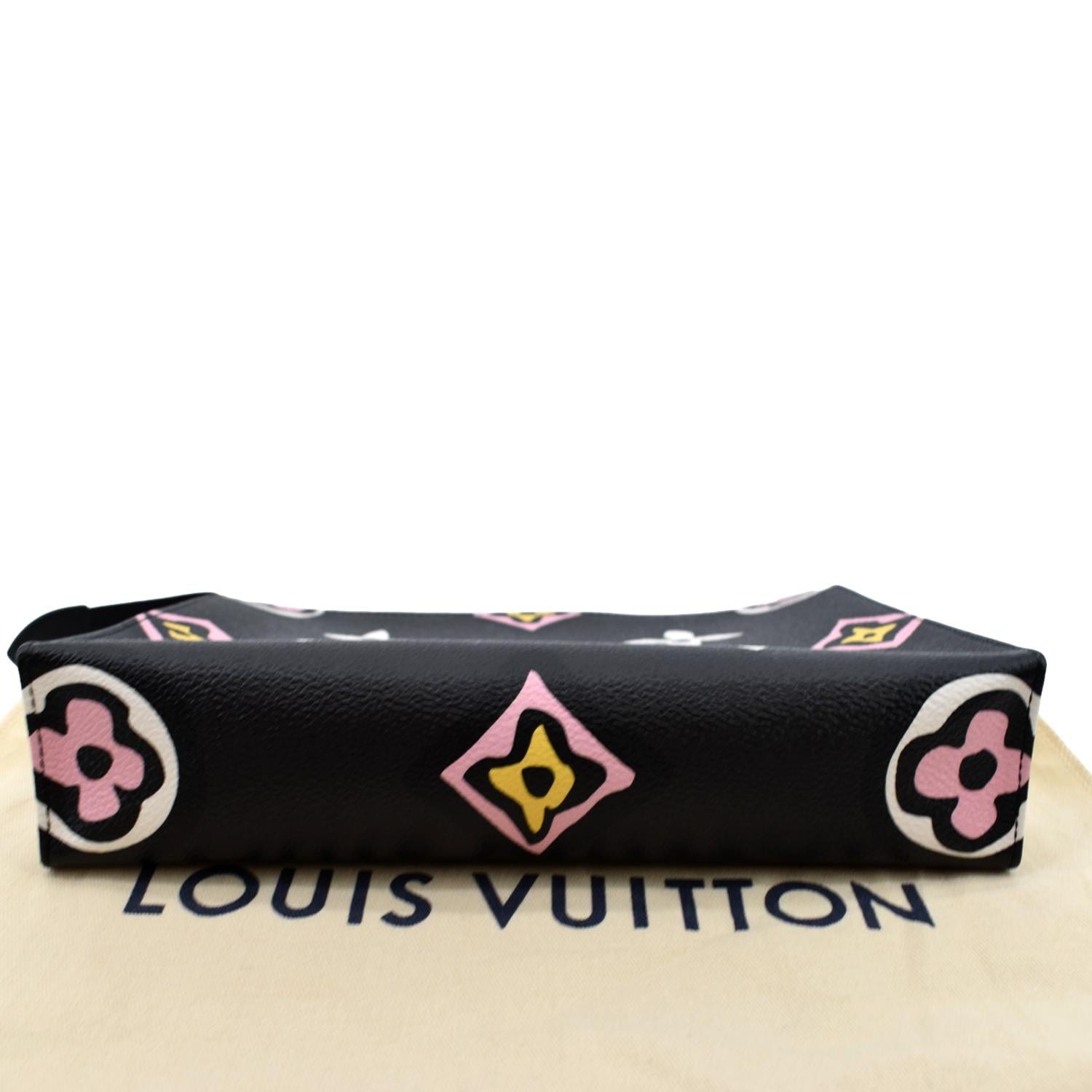 Louis Vuitton Wild at Heart Toiletry 26 – DAC