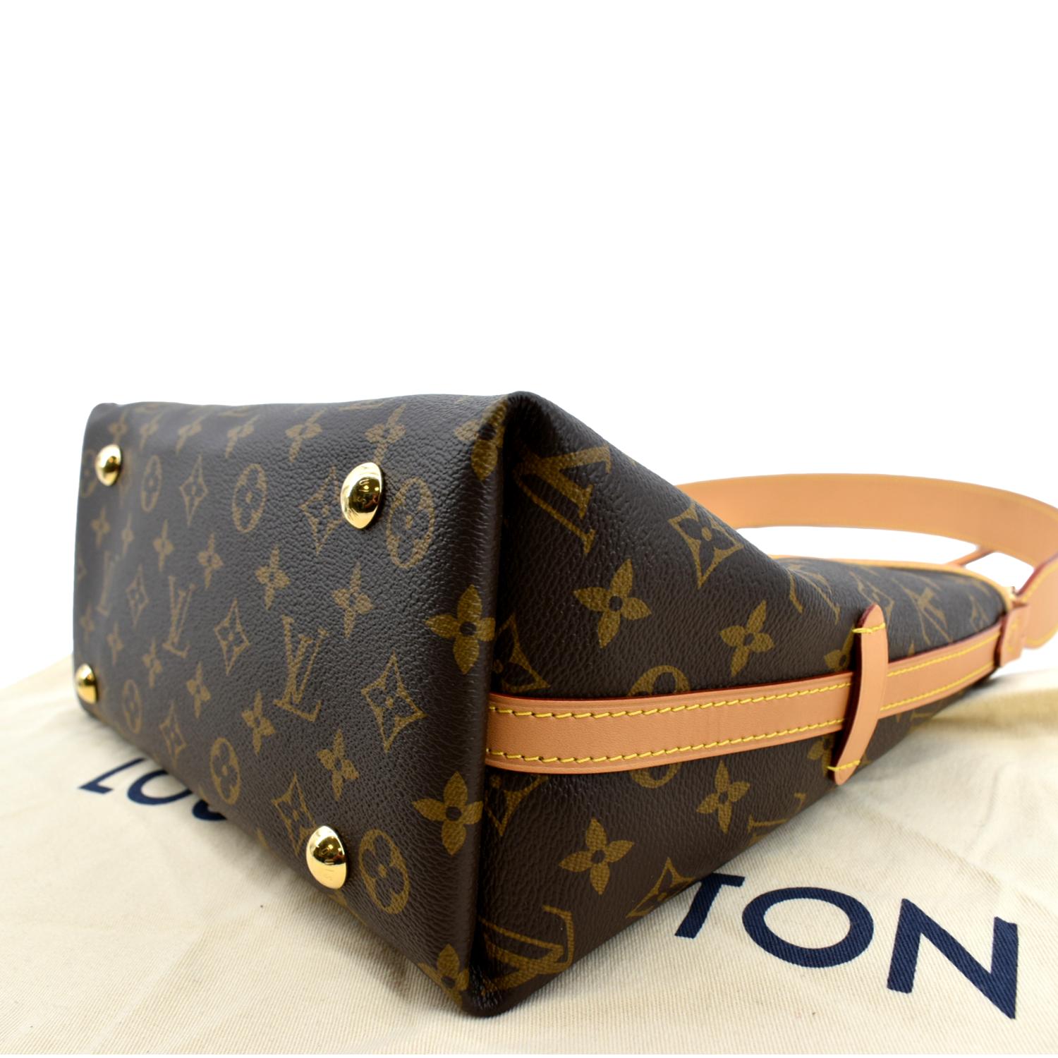 Louis Vuitton (lv) bag CarryAll MM, PM monogram canvas.Best handbag LV. 