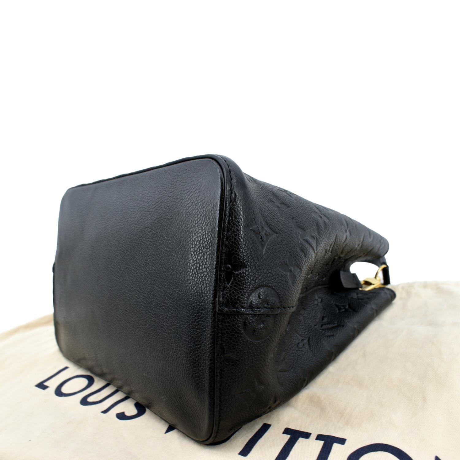 Authentic Louis Vuitton Blue Epi Leather Neo Noe MM Shoulder Bag