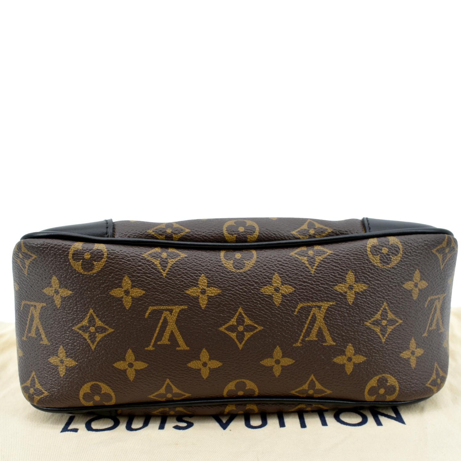 Boulogne cloth crossbody bag Louis Vuitton Brown in Cloth - 31946560