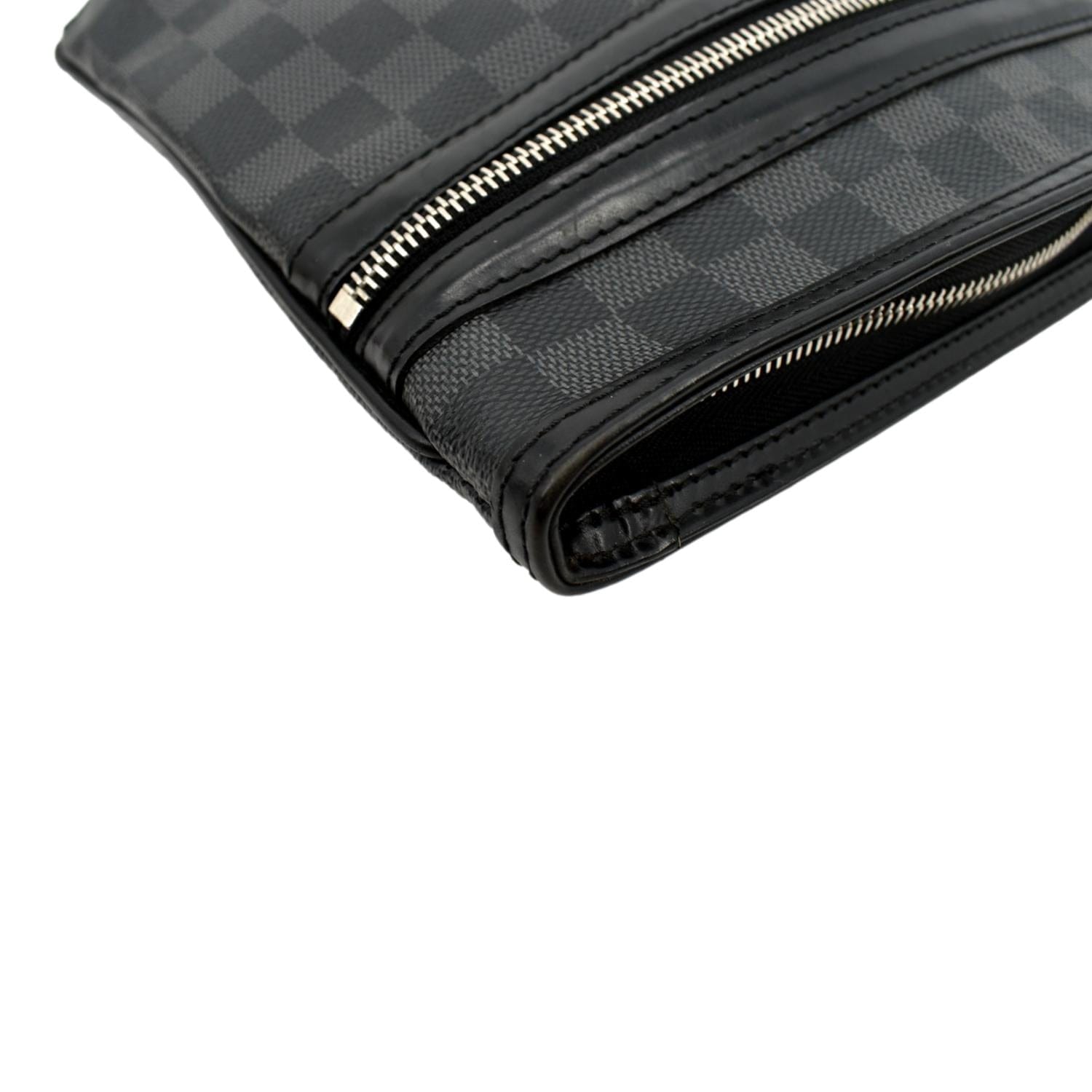 Louis Vuitton Bosphore Pochette Damier - ShopStyle Shoulder Bags