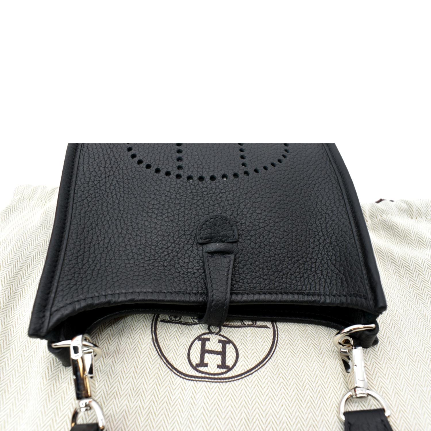Evelyne leather crossbody bag Hermès Black in Leather - 32558548