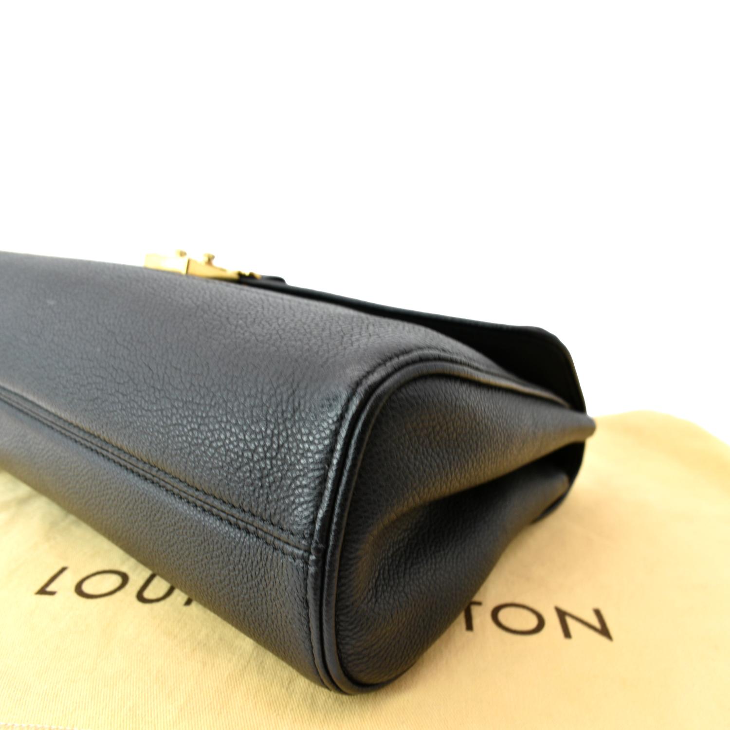 Louis Vuitton - Authenticated Saint-Germain Handbag - Leather Blue Plain for Women, Very Good Condition