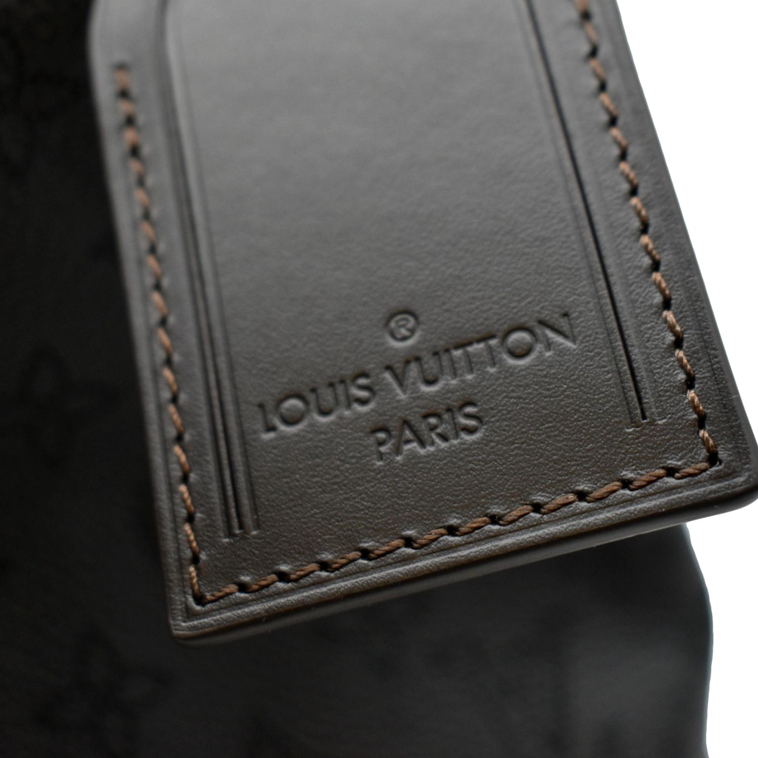 Louis Vuitton Mahina Leather Beaubourg MM Hobo