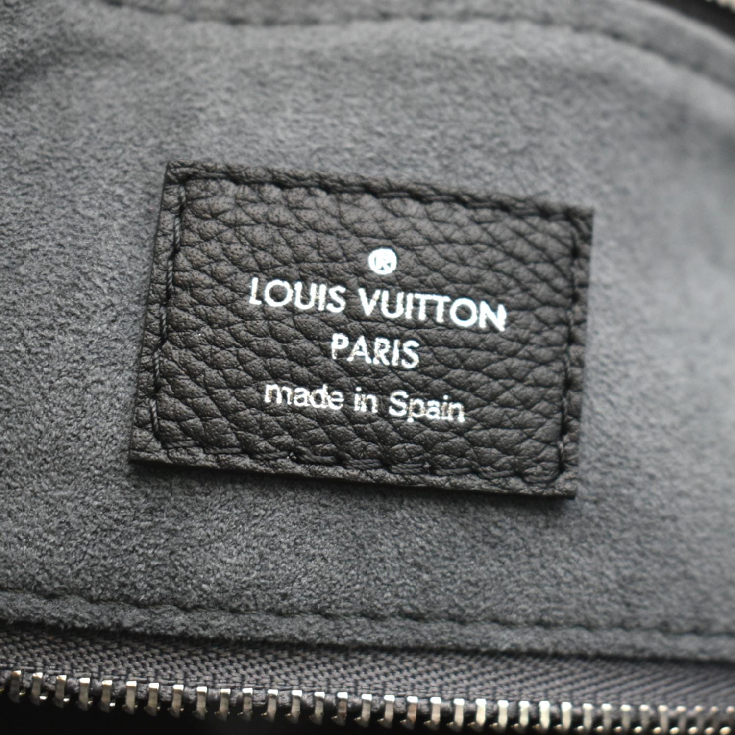 Louis+Vuitton+Beaubourg+Hobo+Bag+MM+Black+Leather for sale online