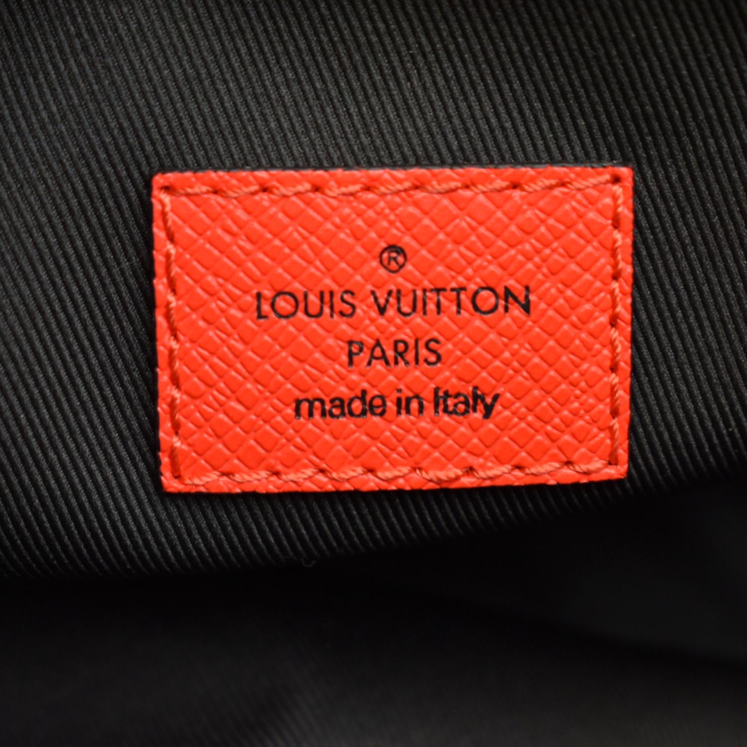 LOUIS VUITTON Outdoor Messenger Monogram Taiga Leather Shoulder Bag Re