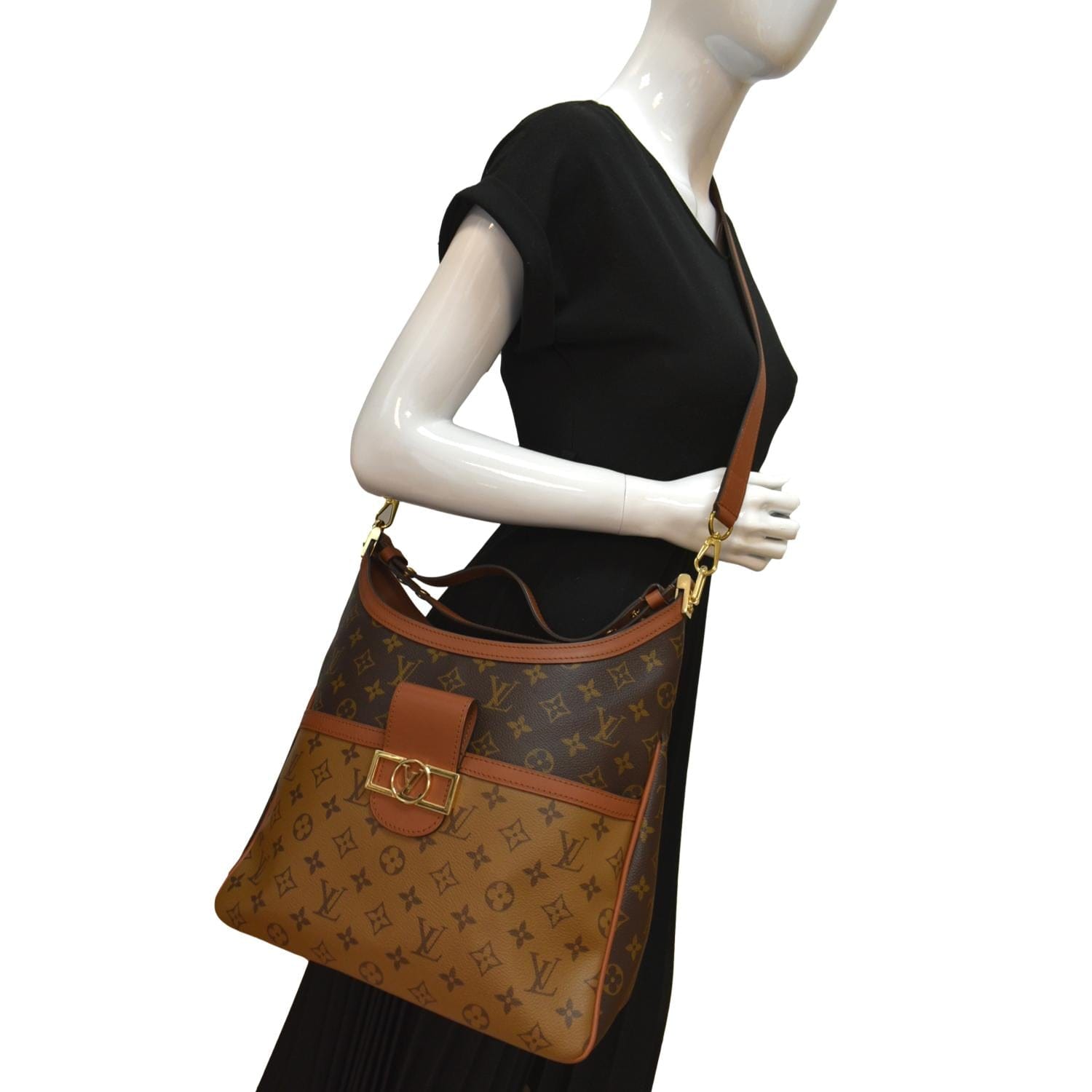 LL Armcandy of the Week: Louis Vuitton Dauphine Bag - Luxurylaunches