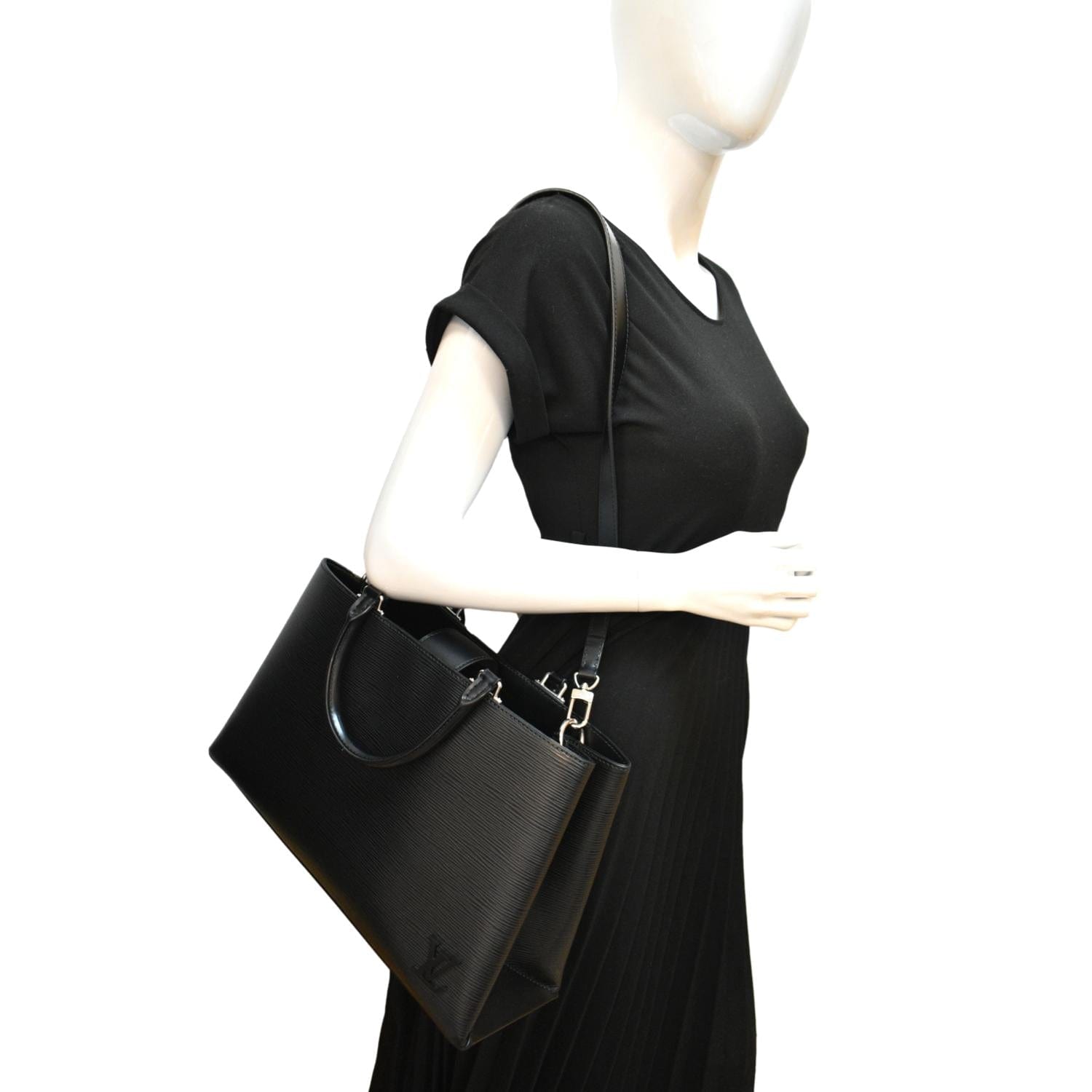 Louis Vuitton Black EPI Leather Kleber mm Bag