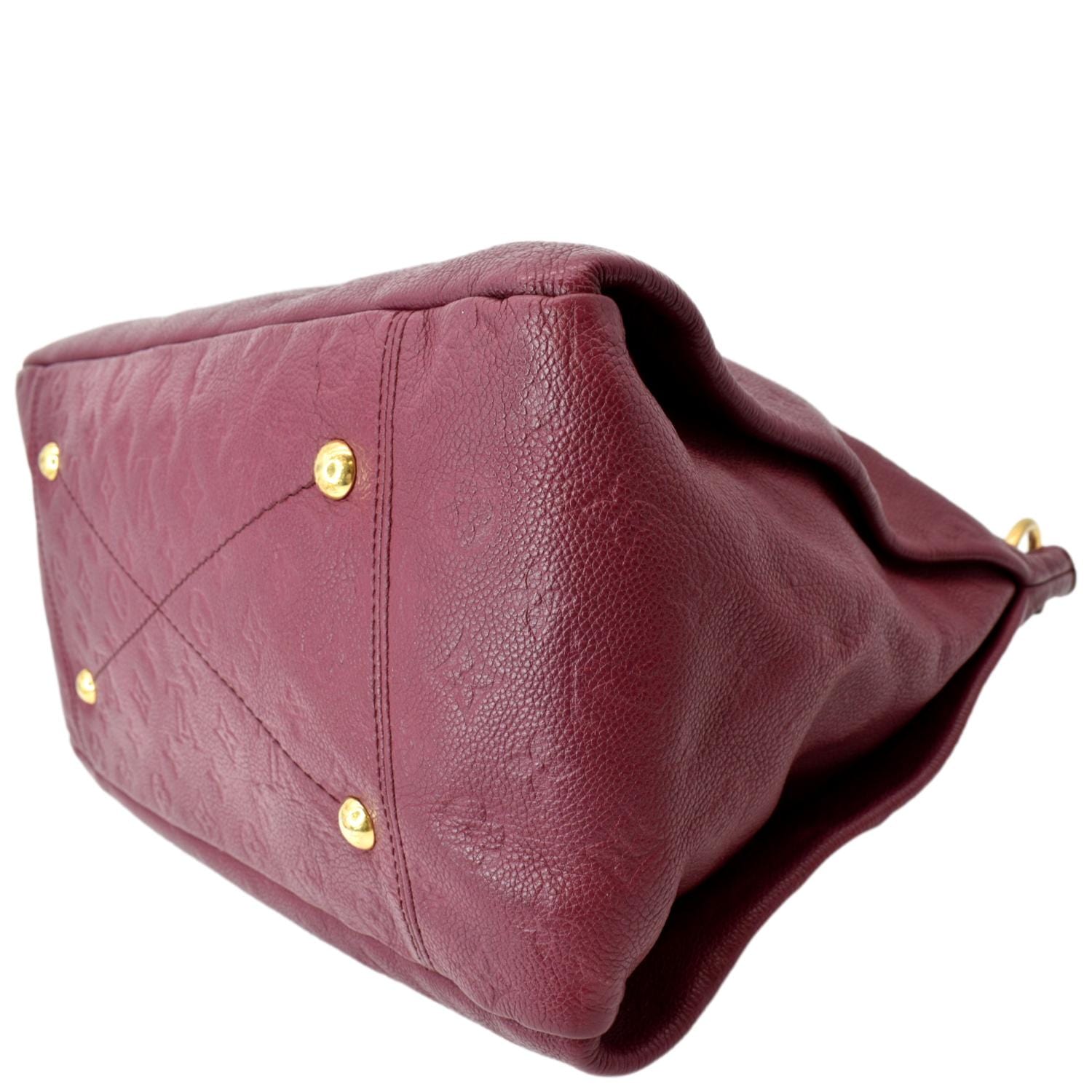 louis vuitton go handbag in burgundy quilted leather - 15% OFF