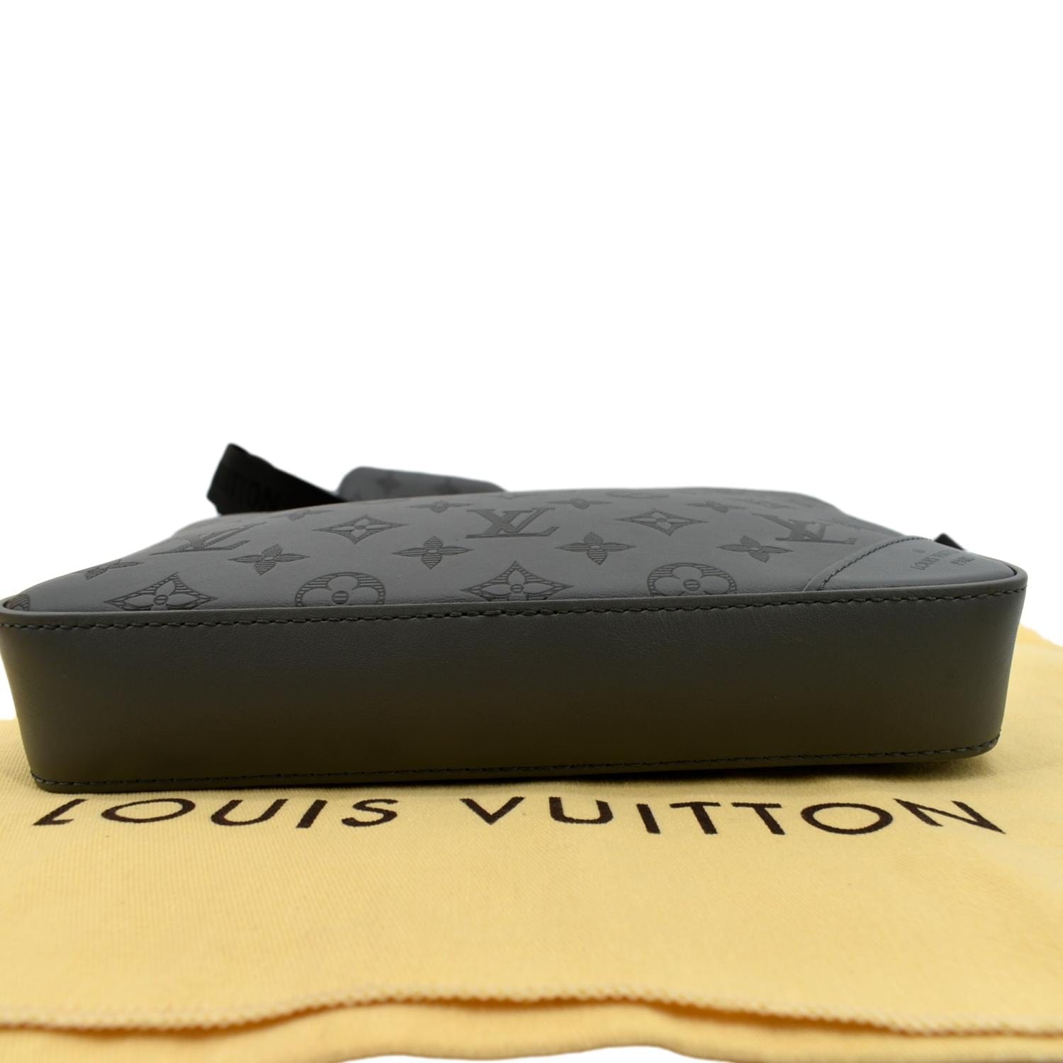 Pochette Duo Messenger monogram en cuir noir - Louis Vuitton