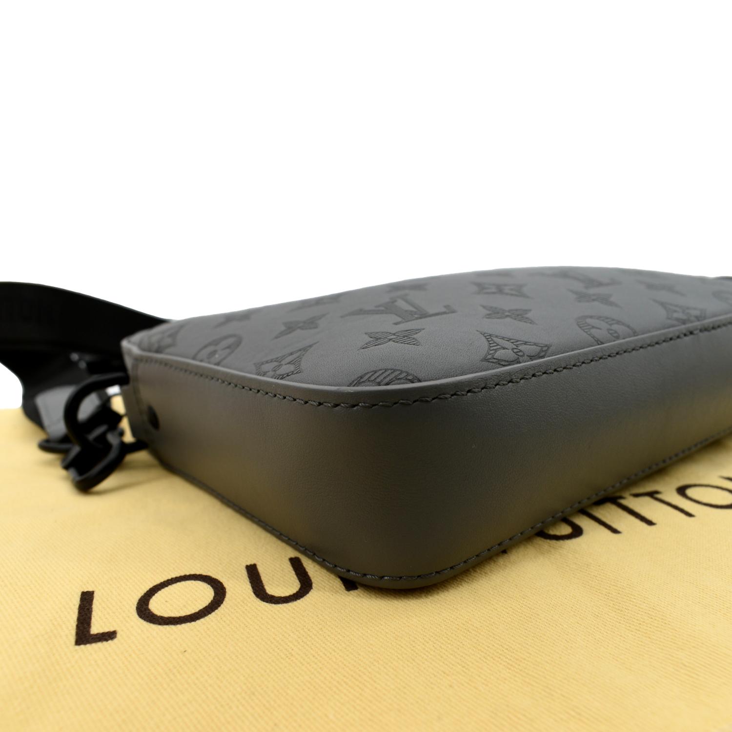 LOUIS VUITTON Monogram Shadow Duo Messenger Bag – Susannah Designer  Consignment
