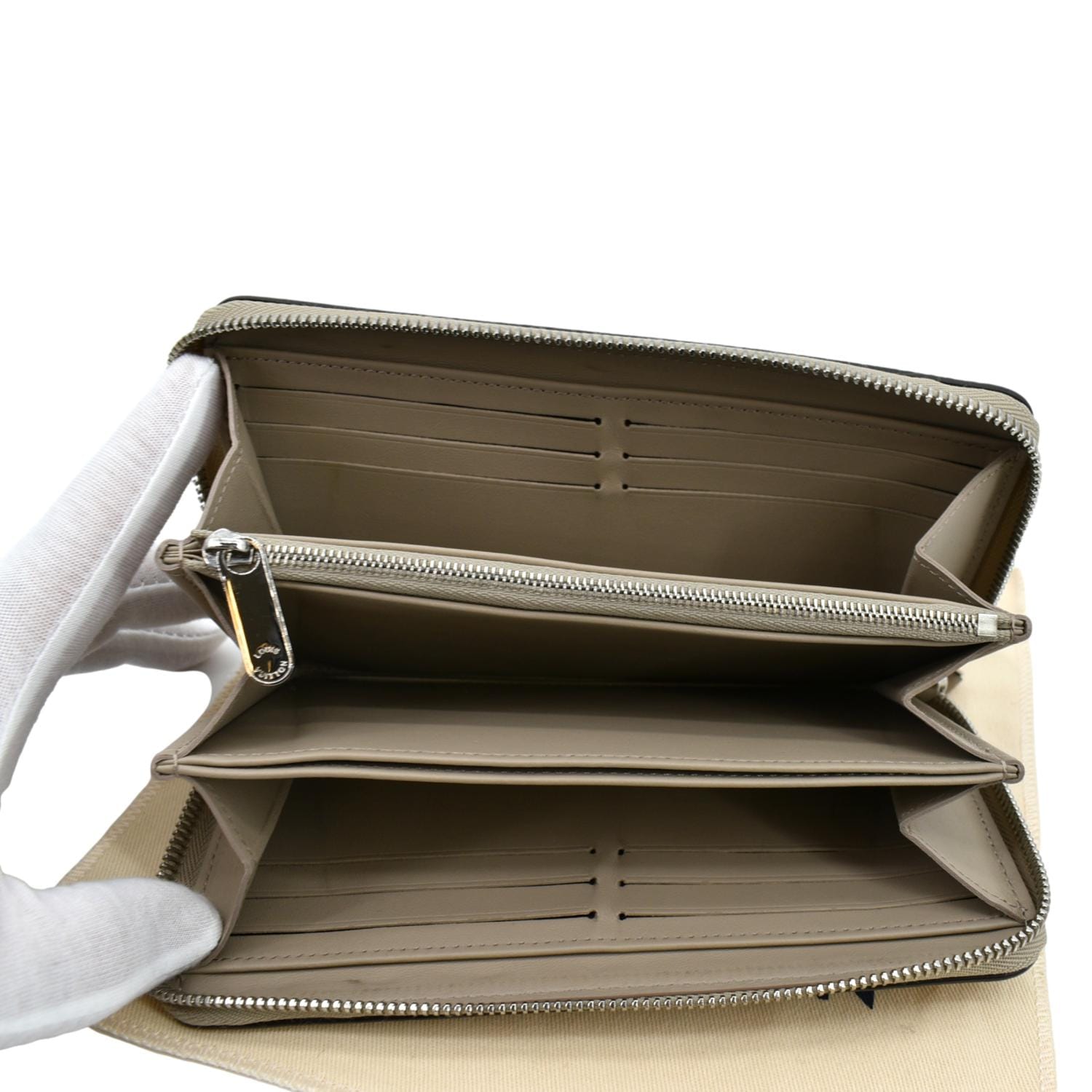 Louis Vuitton Womens Folding Wallets, Beige